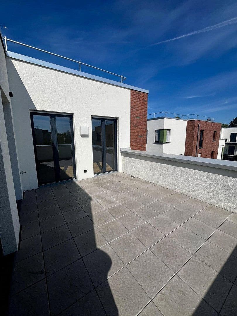 Prenájom bytu 3-izbový 135 m², Alte Str. 12, Frechen, Severné Porýnie - Westfálsko Prenájom bytu 3-izbový 135 m², Alte Str. 12, Frechen, Severné Porýnie - Westfálsko