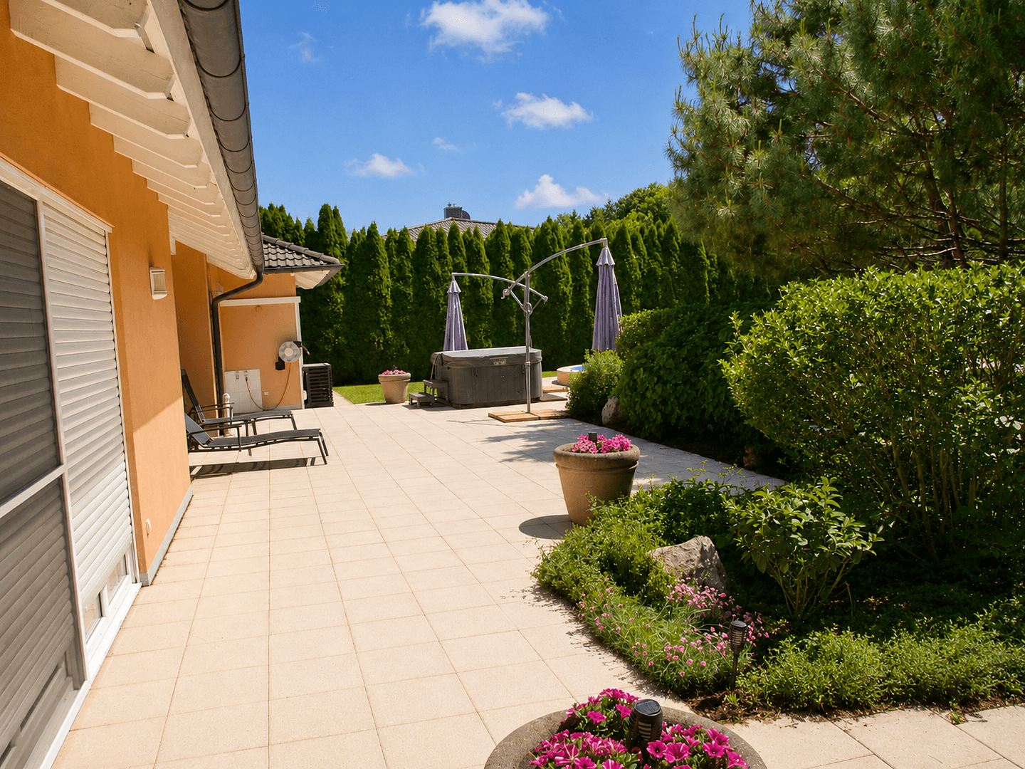 Predaj domu 215 m², pozemok 1.339 m², Kirchberg an der Iller, Bádensko-Wurttembersko Predaj domu 215 m², pozemok 1.339 m², Kirchberg an der Iller, Bádensko-Wurttembersko