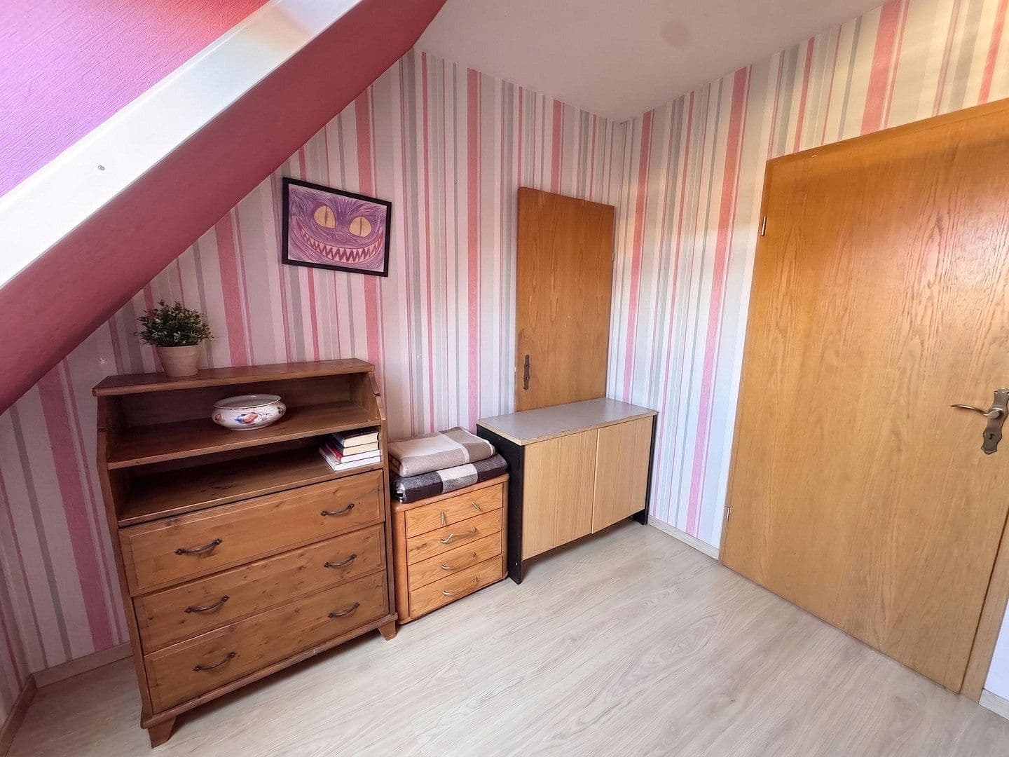 Predaj domu 125 m², pozemok 700 m², Berne, Dolné Sasko Predaj domu 125 m², pozemok 700 m², Berne, Dolné Sasko
