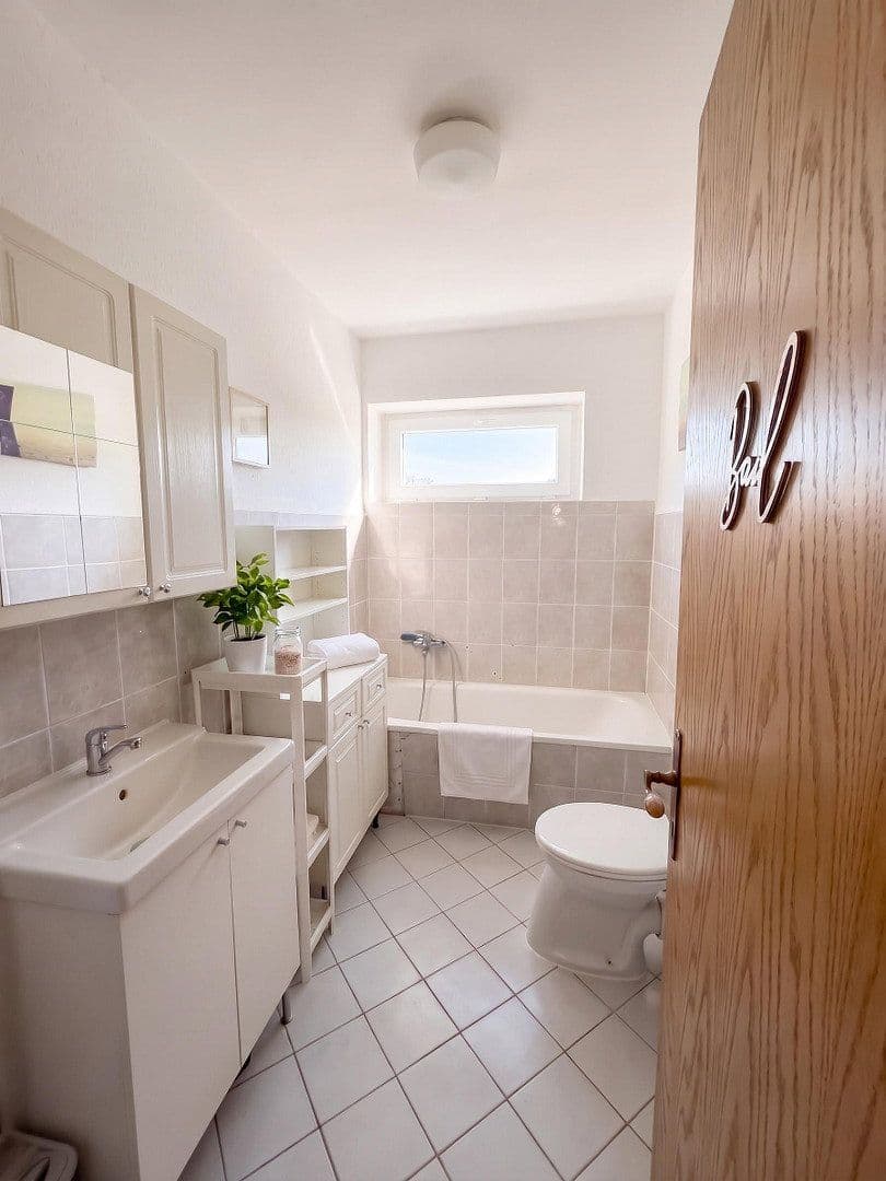 Predaj domu 125 m², pozemok 700 m², Berne, Dolné Sasko Predaj domu 125 m², pozemok 700 m², Berne, Dolné Sasko