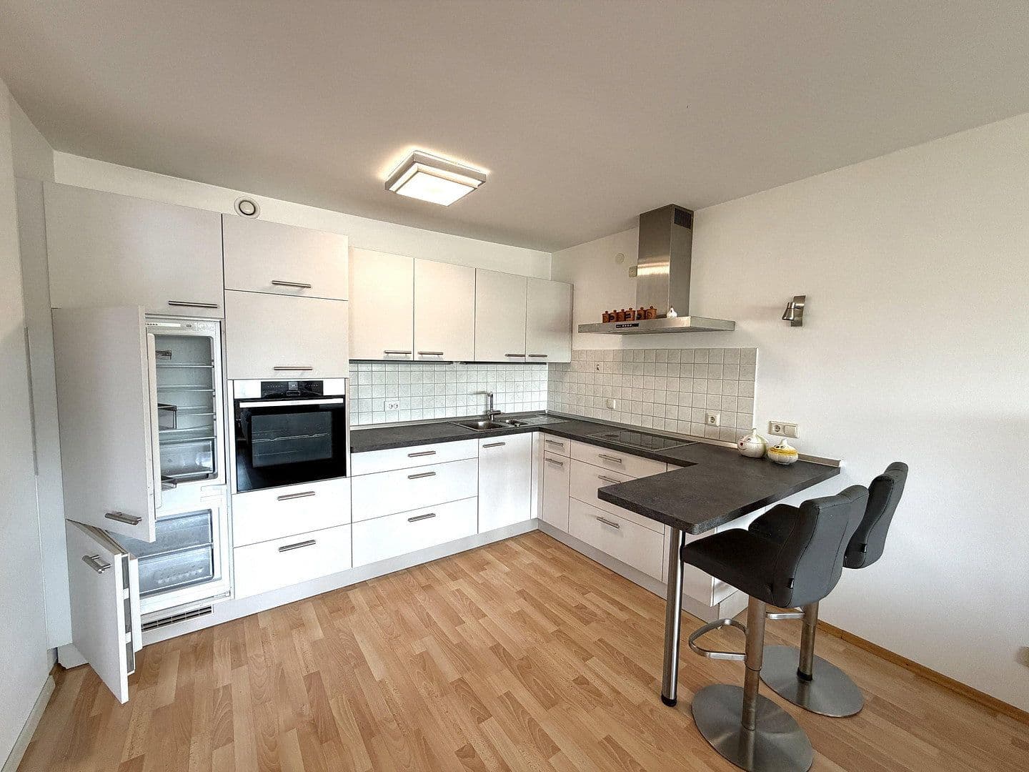 Prenájom bytu 1-izbový 49 m², Nürnberg, Bavorsko Prenájom bytu 1-izbový 49 m², Nürnberg, Bavorsko