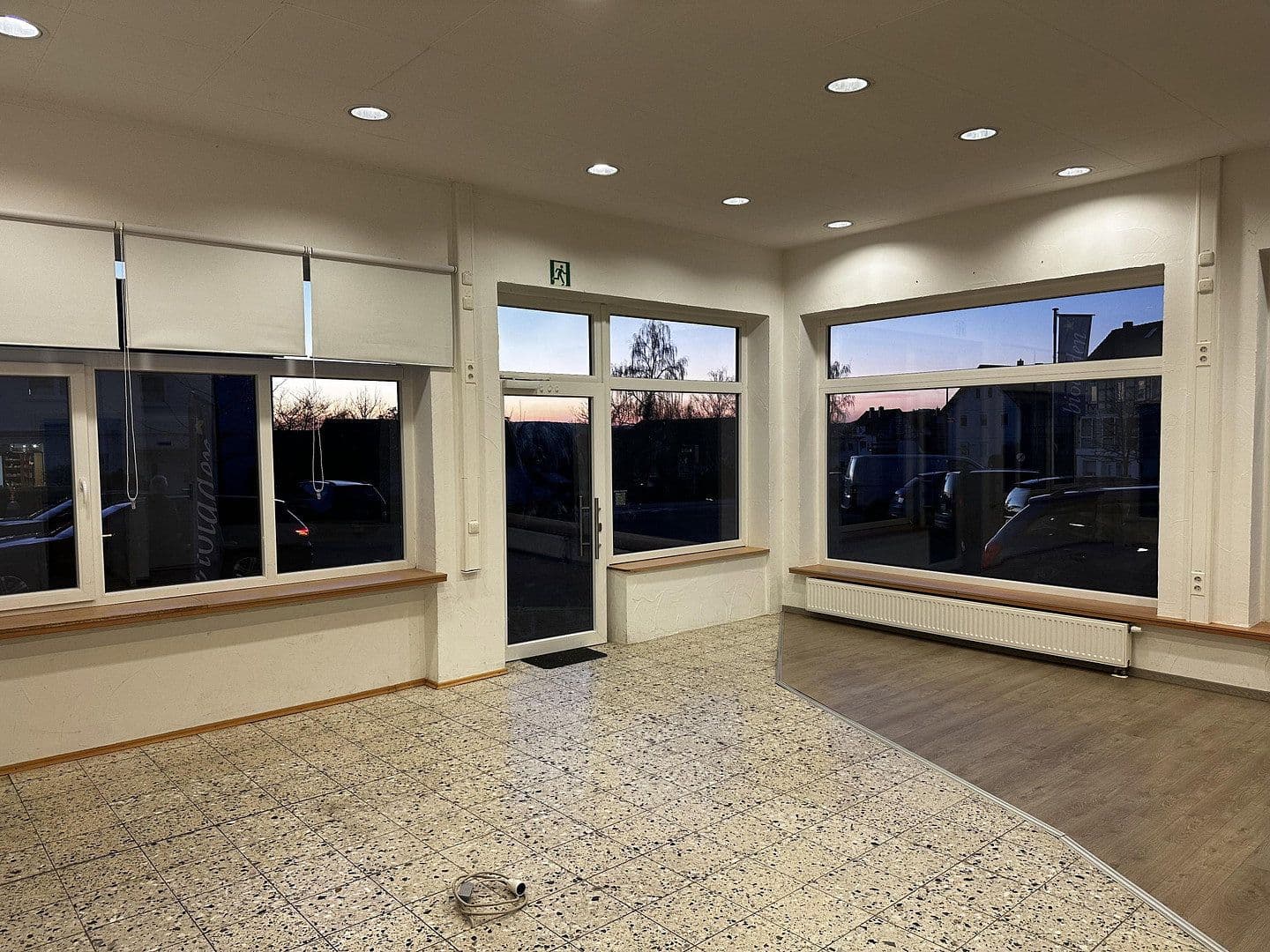 Prenájom kancelárie 124 m², Alte Landstraße 18, Ebsdorfergrund, Hesensko Prenájom kancelárie 124 m², Alte Landstraße 18, Ebsdorfergrund, Hesensko