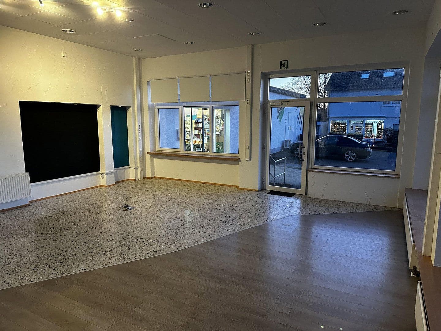 Prenájom kancelárie 124 m², Alte Landstraße 18, Ebsdorfergrund, Hesensko Prenájom kancelárie 124 m², Alte Landstraße 18, Ebsdorfergrund, Hesensko