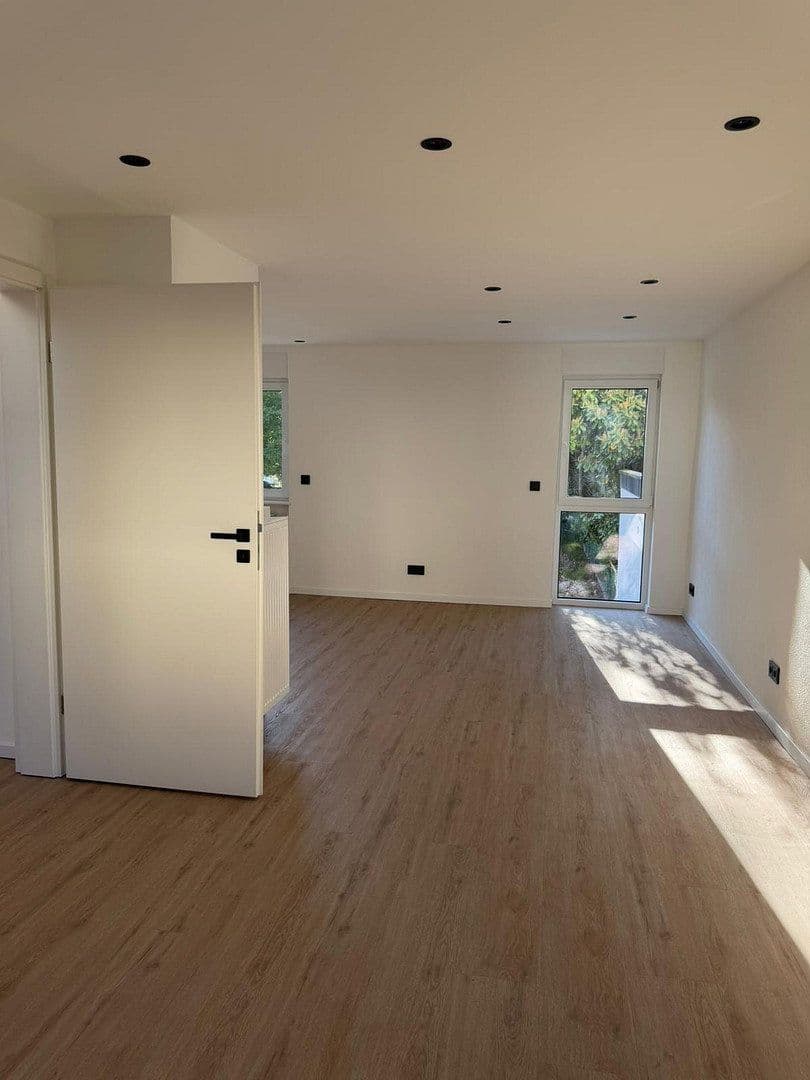 Predaj domu 100 m², pozemok 500 m², Saarbrücken, Sársko Predaj domu 100 m², pozemok 500 m², Saarbrücken, Sársko