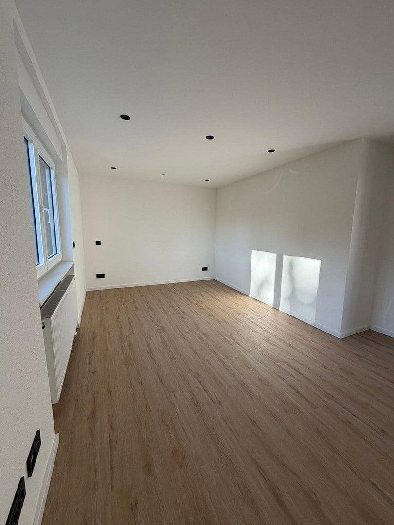 Predaj domu 100 m², pozemok 500 m², Saarbrücken, Sársko Predaj domu 100 m², pozemok 500 m², Saarbrücken, Sársko