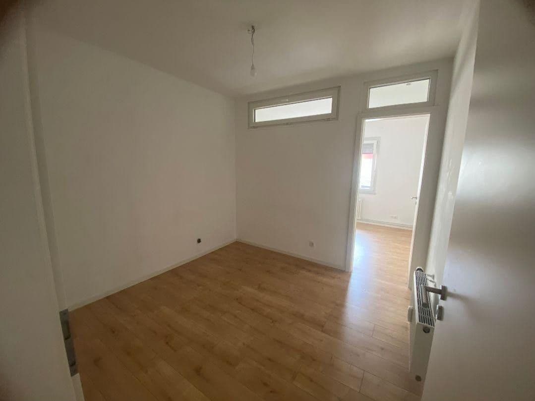 Predaj bytu 4-izbový 81 m², Bleichstraße 10/1, Göppingen, Bádensko-Wurttembersko Predaj bytu 4-izbový 81 m², Bleichstraße 10/1, Göppingen, Bádensko-Wurttembersko