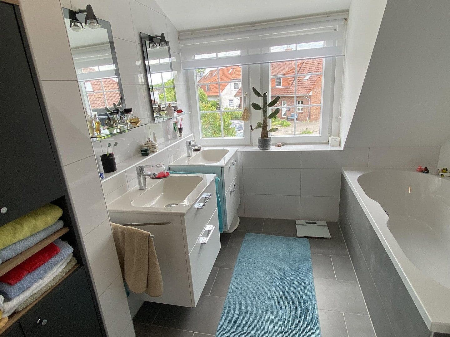 Predaj domu 240 m², pozemok 720 m², Lilienthal, Dolné Sasko Predaj domu 240 m², pozemok 720 m², Lilienthal, Dolné Sasko