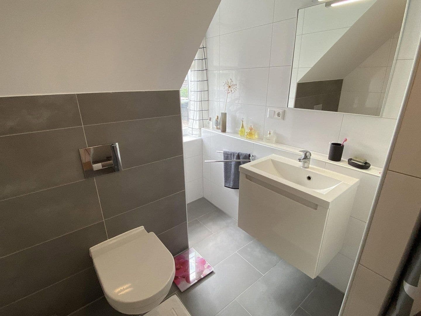 Predaj domu 240 m², pozemok 720 m², Lilienthal, Dolné Sasko Predaj domu 240 m², pozemok 720 m², Lilienthal, Dolné Sasko