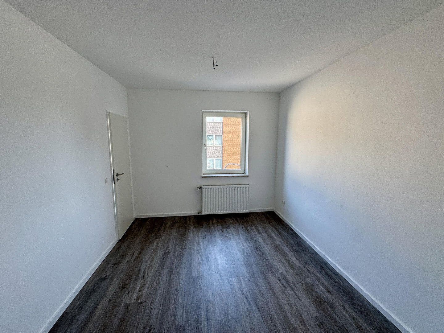 Prenájom bytu 3-izbový 60 m², Kaiserstr., Herzogenrath, Severné Porýnie - Westfálsko Prenájom bytu 3-izbový 60 m², Kaiserstr., Herzogenrath, Severné Porýnie - Westfálsko
