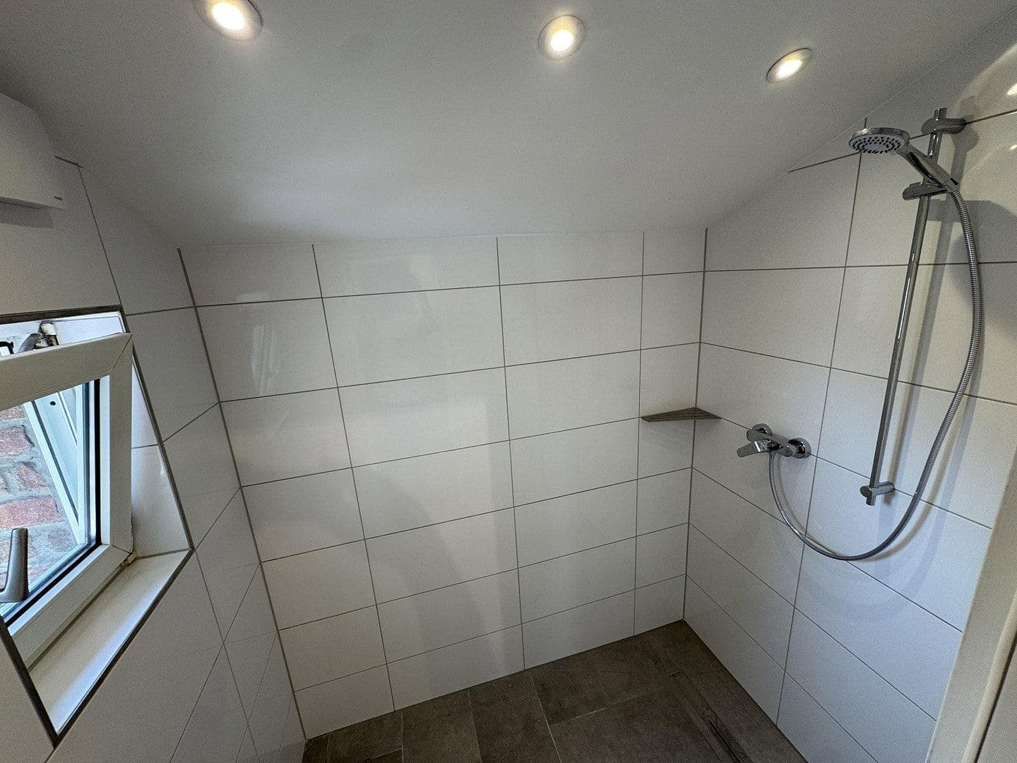 Prenájom bytu 3-izbový 60 m², Kaiserstr., Herzogenrath, Severné Porýnie - Westfálsko Prenájom bytu 3-izbový 60 m², Kaiserstr., Herzogenrath, Severné Porýnie - Westfálsko