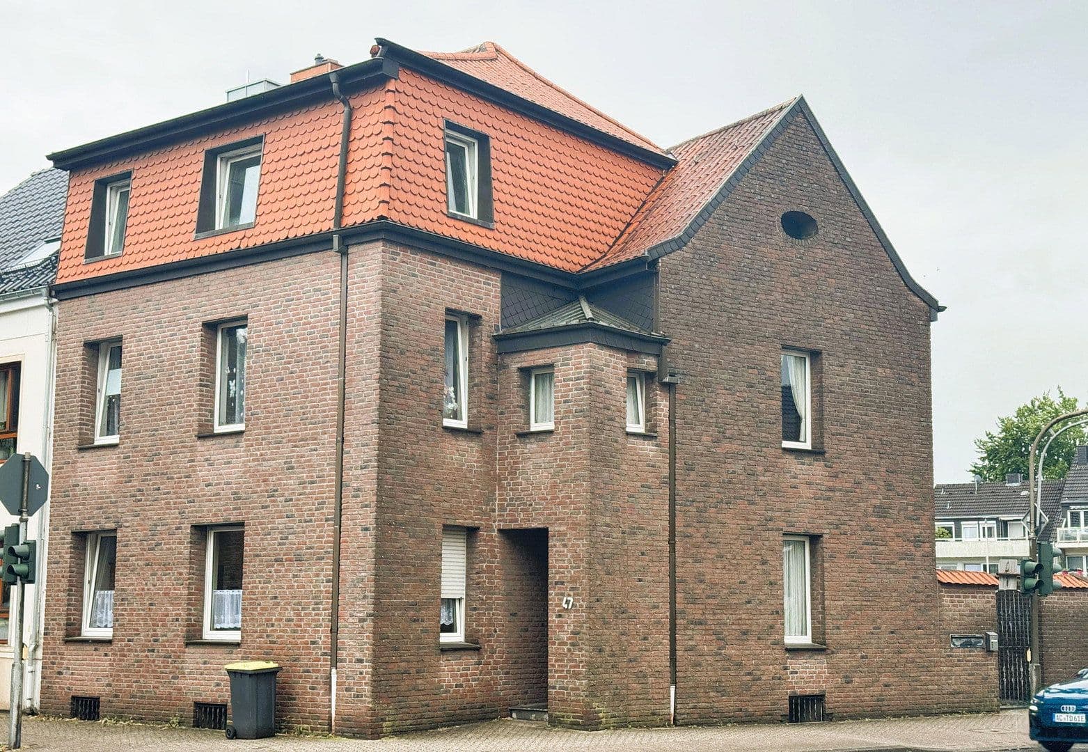 Prenájom bytu 3-izbový 60 m², Kaiserstr., Herzogenrath, Severné Porýnie - Westfálsko Prenájom bytu 3-izbový 60 m², Kaiserstr., Herzogenrath, Severné Porýnie - Westfálsko