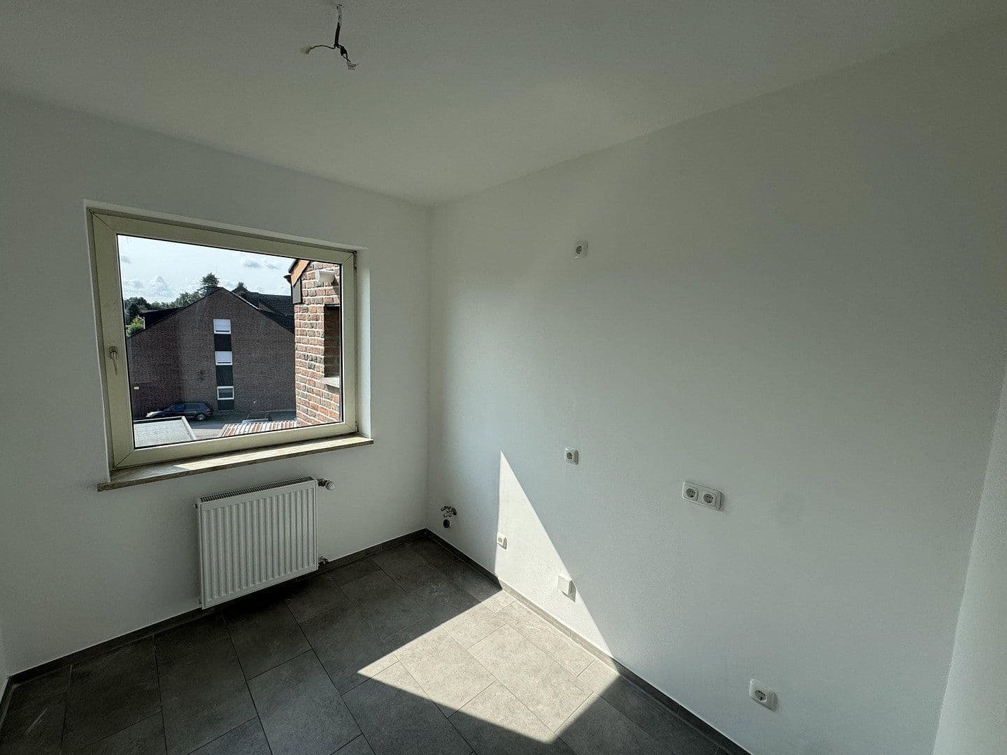 Prenájom bytu 3-izbový 60 m², Kaiserstr., Herzogenrath, Severné Porýnie - Westfálsko Prenájom bytu 3-izbový 60 m², Kaiserstr., Herzogenrath, Severné Porýnie - Westfálsko