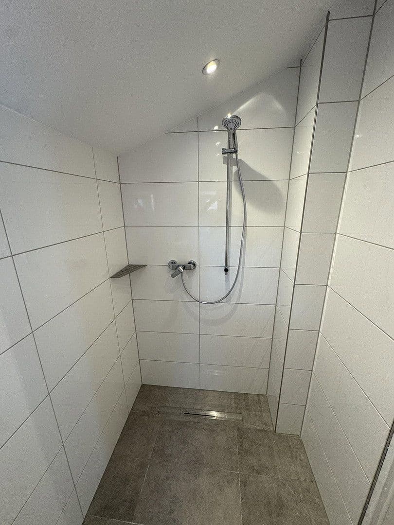 Prenájom bytu 3-izbový 60 m², Kaiserstr., Herzogenrath, Severné Porýnie - Westfálsko Prenájom bytu 3-izbový 60 m², Kaiserstr., Herzogenrath, Severné Porýnie - Westfálsko