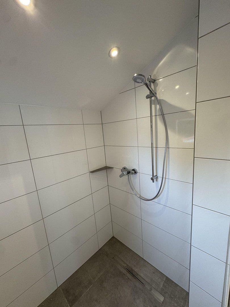 Prenájom bytu 3-izbový 60 m², Kaiserstr., Herzogenrath, Severné Porýnie - Westfálsko Prenájom bytu 3-izbový 60 m², Kaiserstr., Herzogenrath, Severné Porýnie - Westfálsko