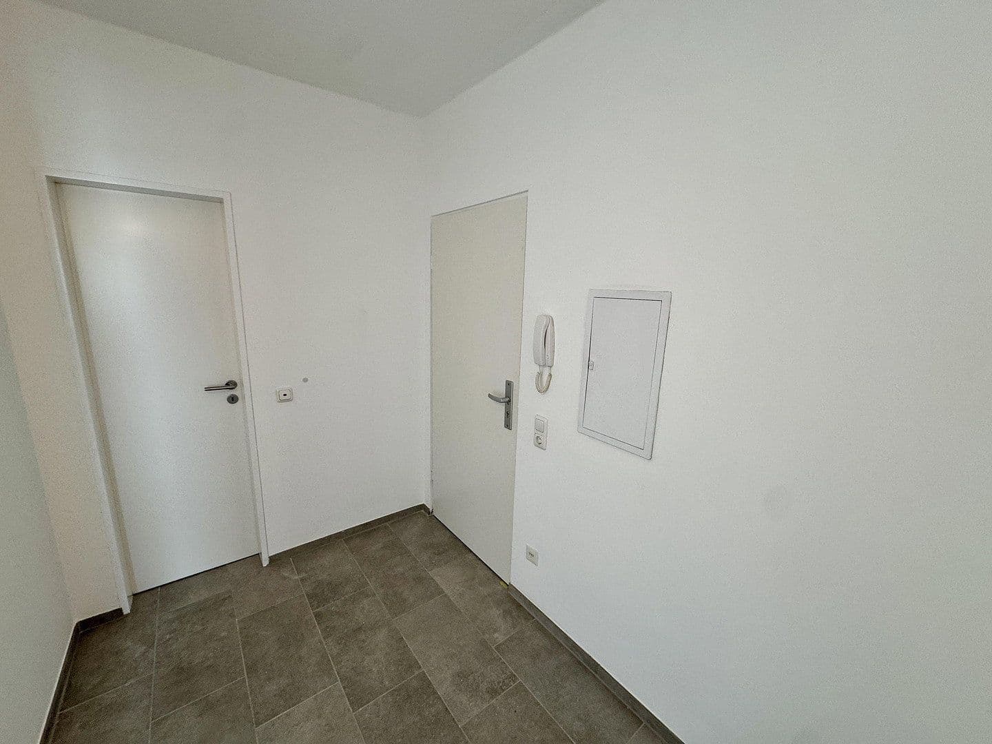 Prenájom bytu 3-izbový 60 m², Kaiserstr., Herzogenrath, Severné Porýnie - Westfálsko Prenájom bytu 3-izbový 60 m², Kaiserstr., Herzogenrath, Severné Porýnie - Westfálsko