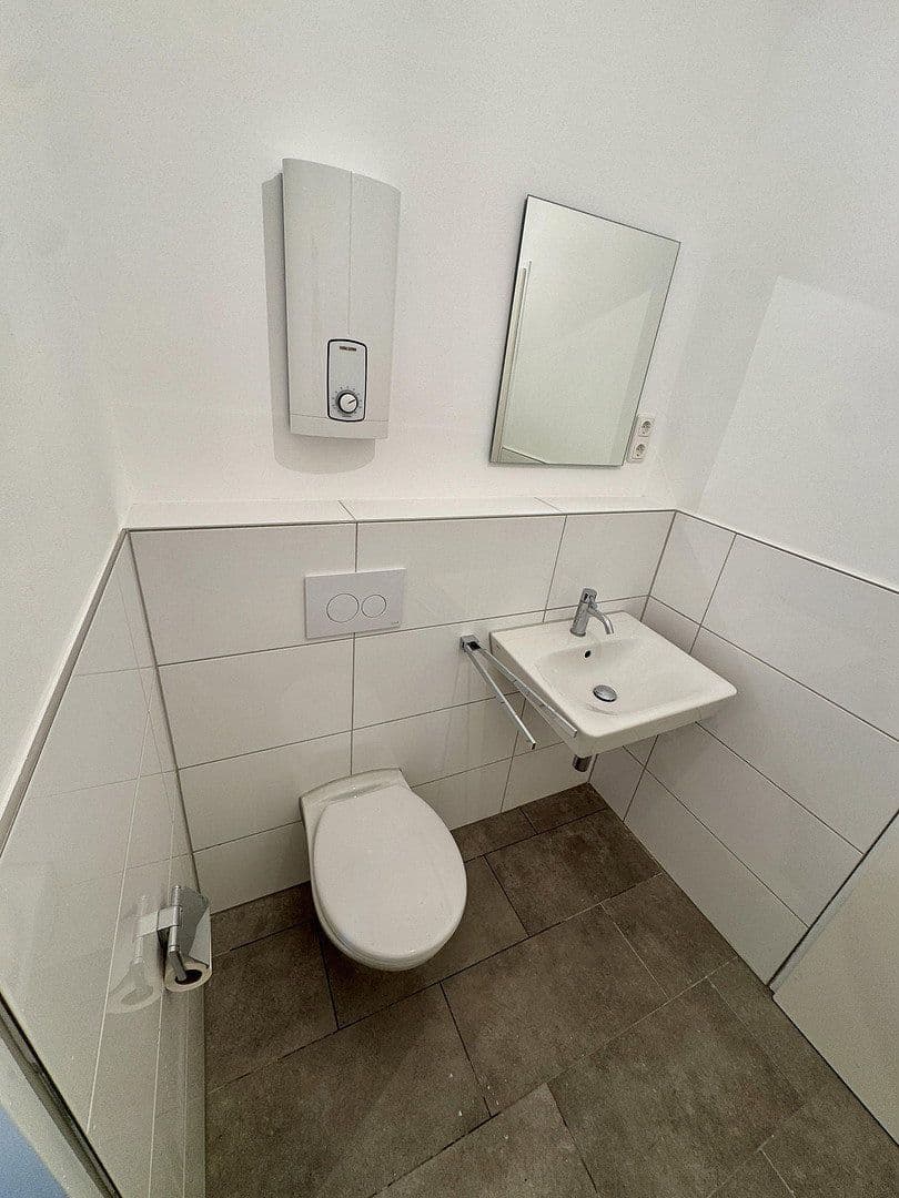 Prenájom bytu 3-izbový 60 m², Kaiserstr., Herzogenrath, Severné Porýnie - Westfálsko Prenájom bytu 3-izbový 60 m², Kaiserstr., Herzogenrath, Severné Porýnie - Westfálsko