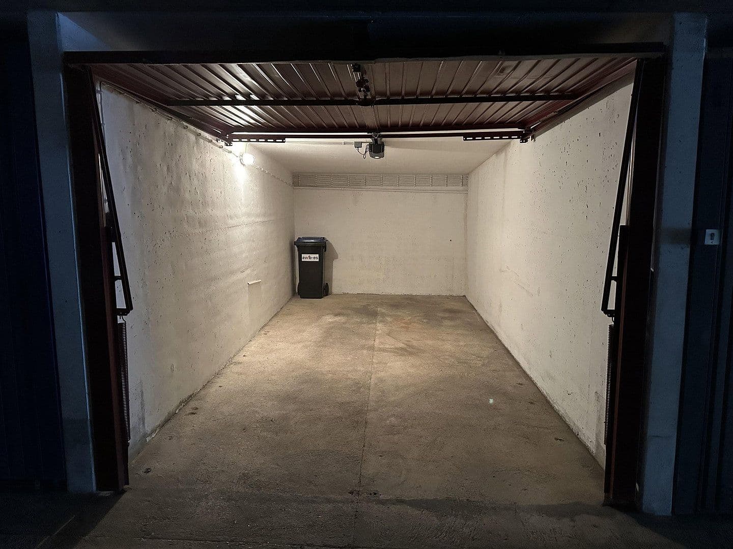 Prenájom bytu 3-izbový 77 m², Nürtingen, Bádensko-Wurttembersko Prenájom bytu 3-izbový 77 m², Nürtingen, Bádensko-Wurttembersko