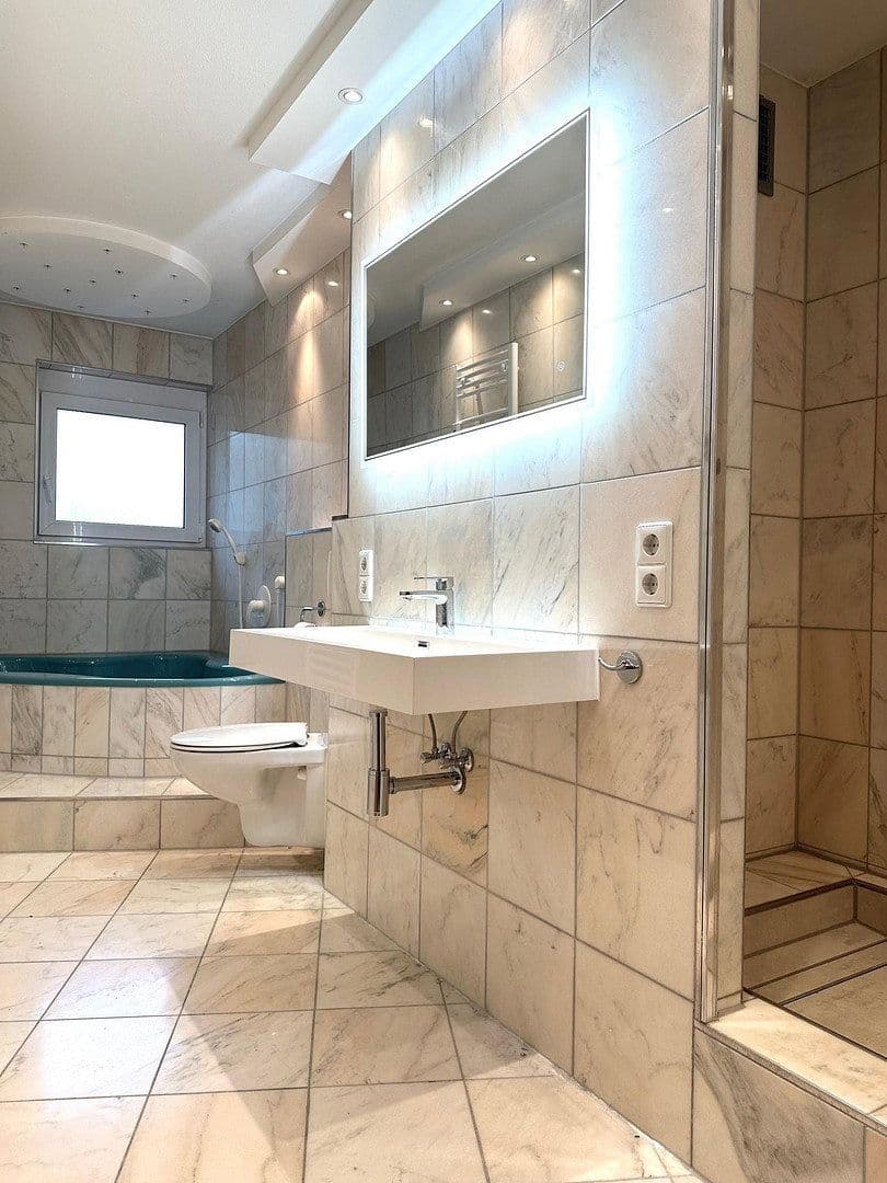 Prenájom bytu 3-izbový 77 m², Nürtingen, Bádensko-Wurttembersko Prenájom bytu 3-izbový 77 m², Nürtingen, Bádensko-Wurttembersko