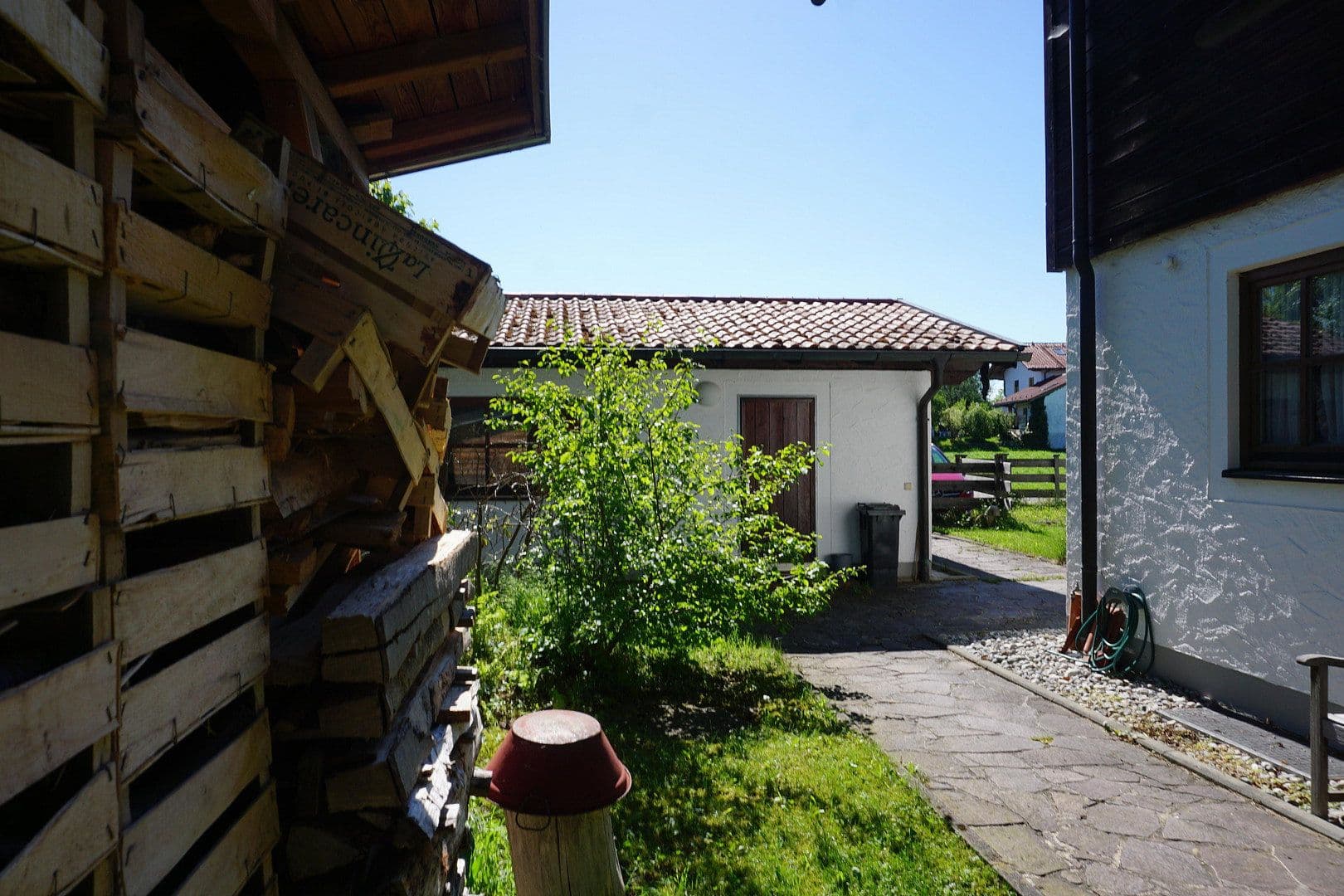 Predaj domu 300 m², pozemok 931 m², Huglfing, Bavorsko Predaj domu 300 m², pozemok 931 m², Huglfing, Bavorsko