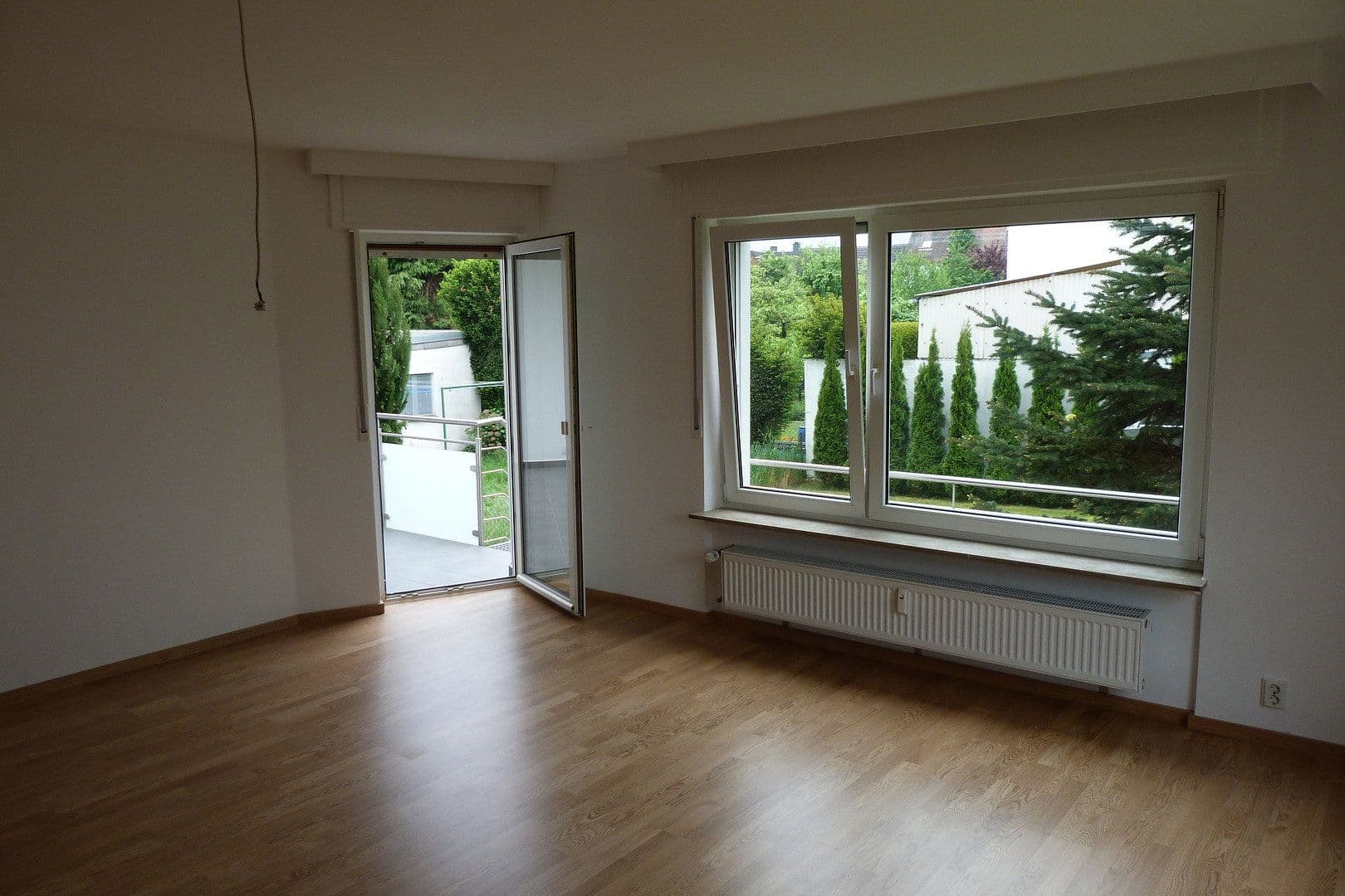 Predaj domu 283 m², pozemok 460 m², Münzenburgstraße 8, Oberursel (Taunus), Hesensko Predaj domu 283 m², pozemok 460 m², Münzenburgstraße 8, Oberursel (Taunus), Hesensko