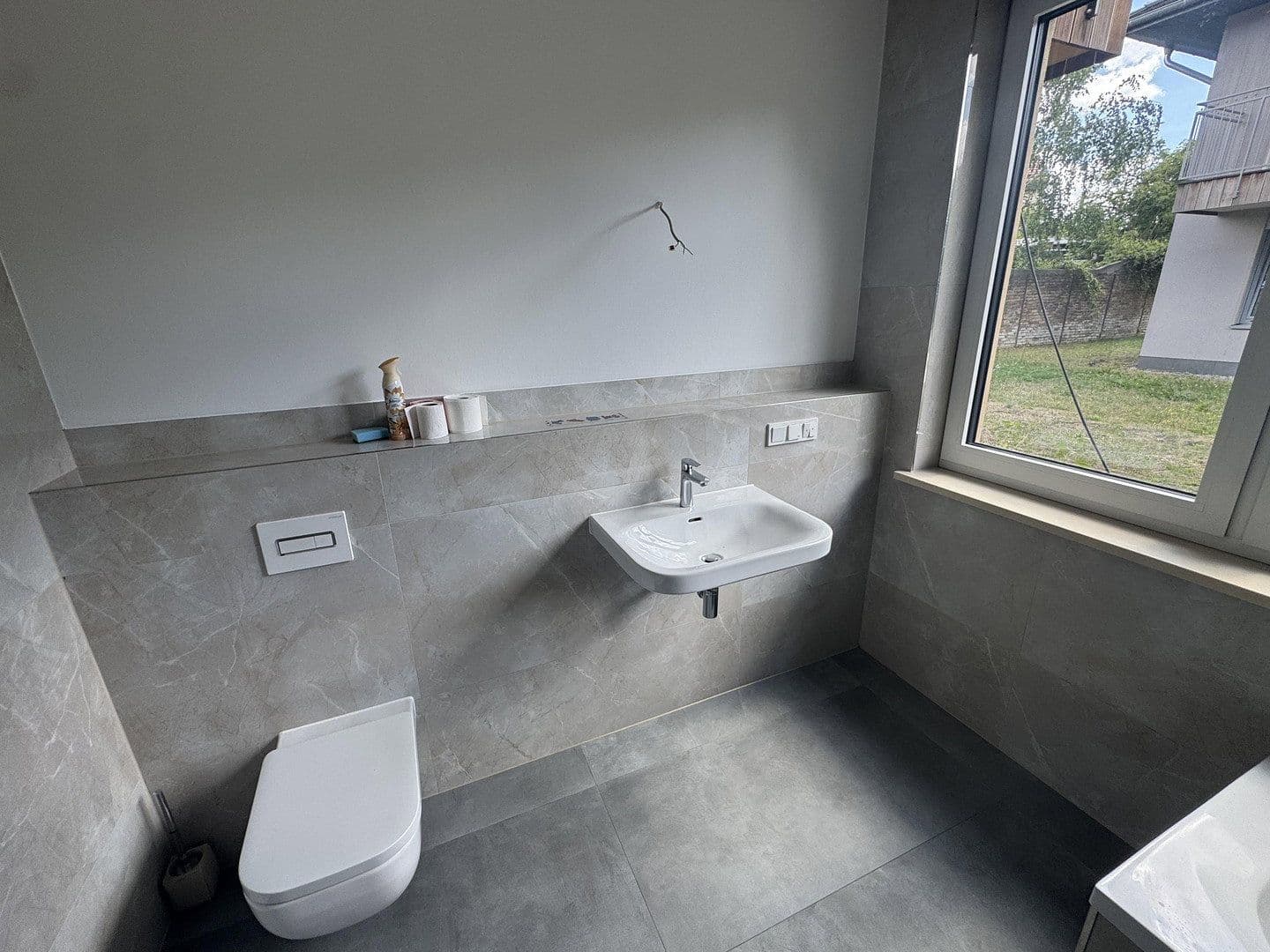 Prenájom bytu 4-izbový 105 m², Berlin, Berlín Prenájom bytu 4-izbový 105 m², Berlin, Berlín