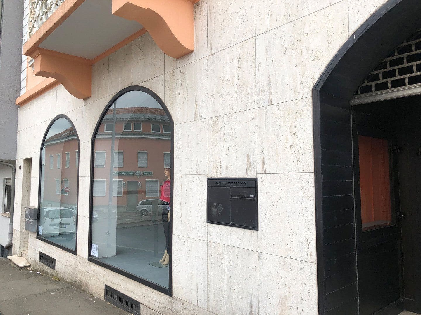 Prenájom kancelárie 122 m², Fröhnstraße 61, Pirmasens, Porýnie-Falcko Prenájom kancelárie 122 m², Fröhnstraße 61, Pirmasens, Porýnie-Falcko