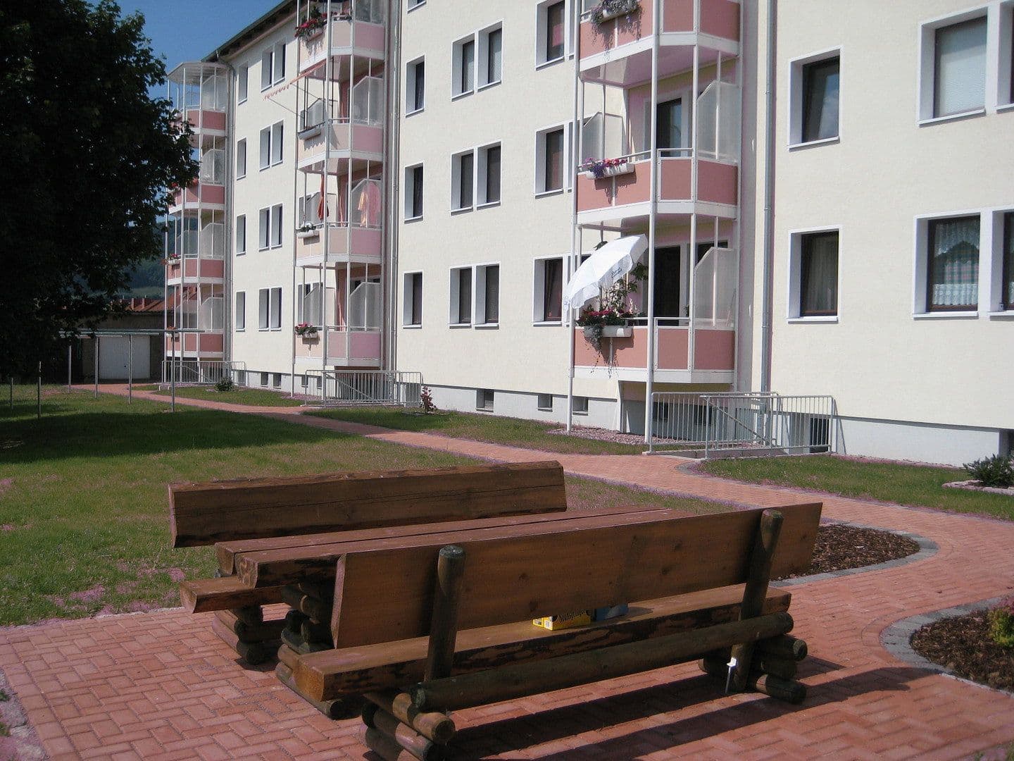 Prenájom bytu 3-izbový 60 m², Aufbaustrasse 43, Am Ohmberg, Durínsko Prenájom bytu 3-izbový 60 m², Aufbaustrasse 43, Am Ohmberg, Durínsko