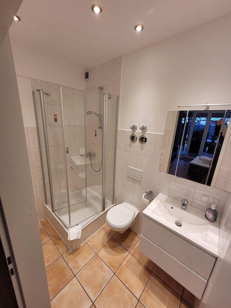 Prenájom bytu 1-izbový 27 m², Baldhamer Straße 72, Vaterstetten, Bavorsko Prenájom bytu 1-izbový 27 m², Baldhamer Straße 72, Vaterstetten, Bavorsko