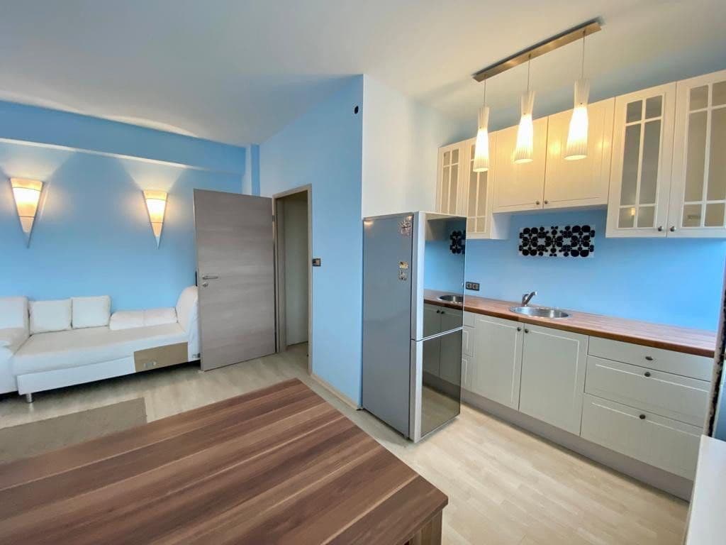 Predaj bytu 2-izbový 45 m², Kurfürstendamm 154, Berlin, Berlín Predaj bytu 2-izbový 45 m², Kurfürstendamm 154, Berlin, Berlín