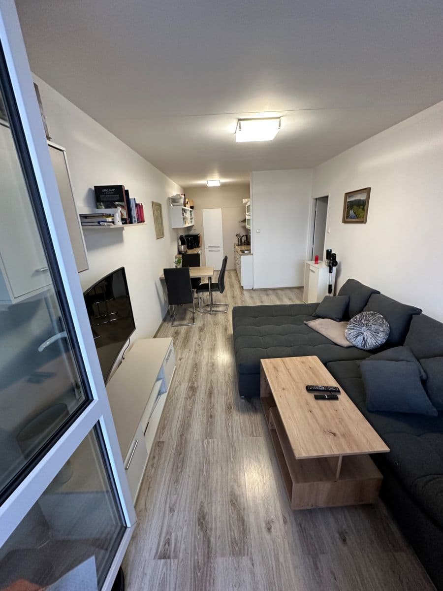 Predaj bytu 2-izbový 45 m², Kozmíkova, Praha, Praha Predaj bytu 2-izbový 45 m², Kozmíkova, Praha, Praha