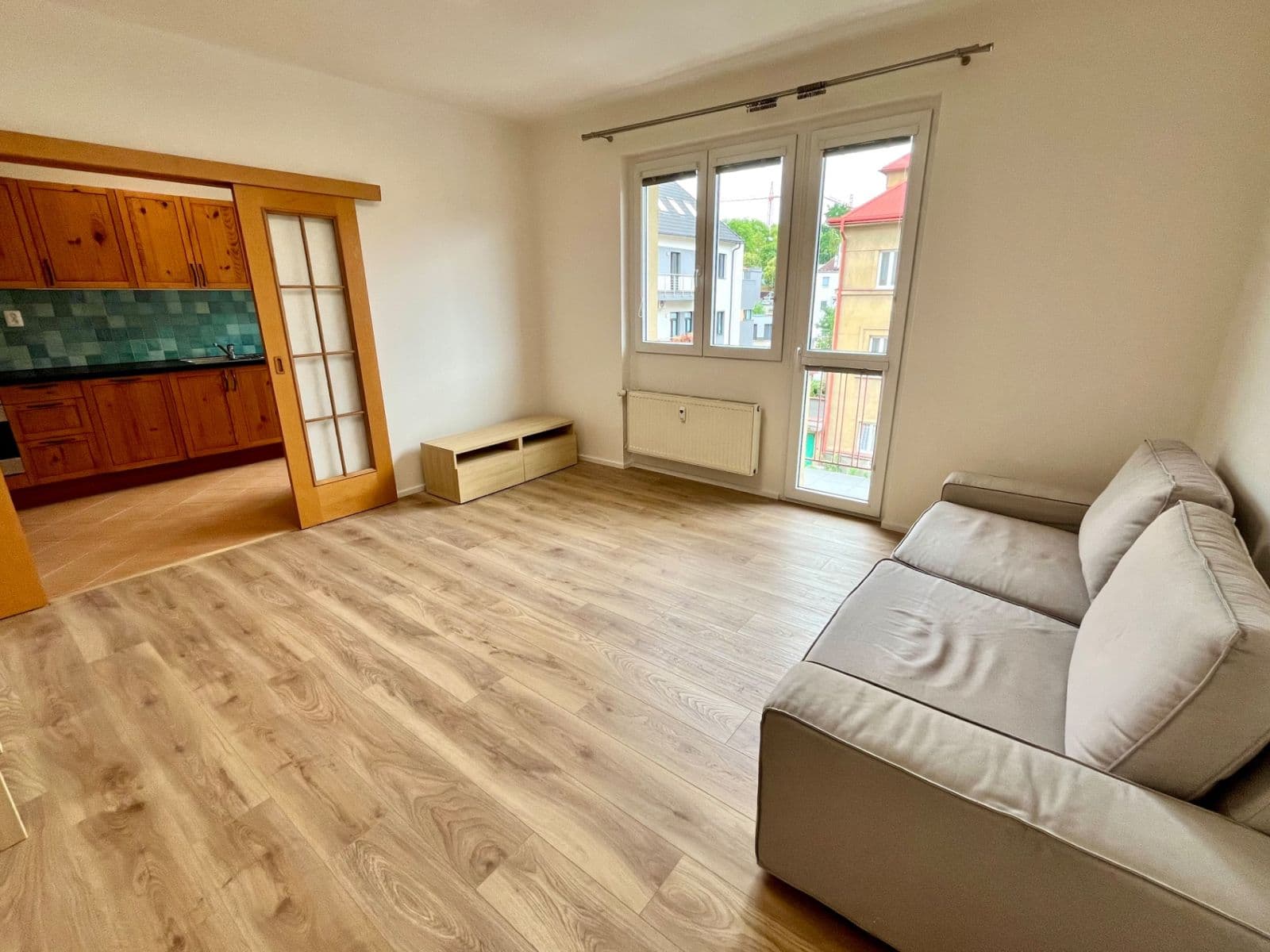 Prenájom bytu 2-izbový 56 m², Jeseniova, Praha, Praha Prenájom bytu 2-izbový 56 m², Jeseniova, Praha, Praha