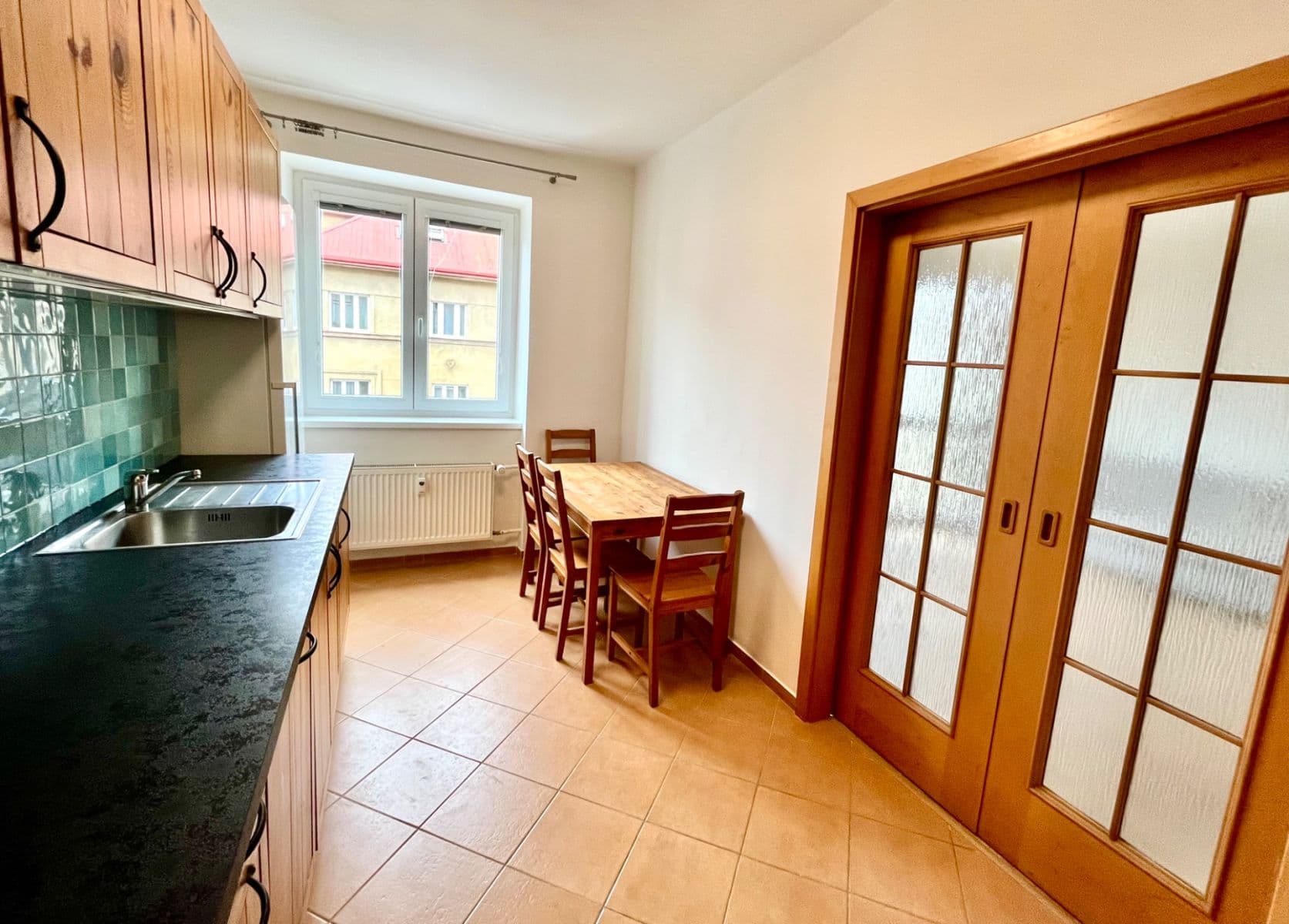Prenájom bytu 2-izbový 56 m², Jeseniova, Praha, Praha Prenájom bytu 2-izbový 56 m², Jeseniova, Praha, Praha