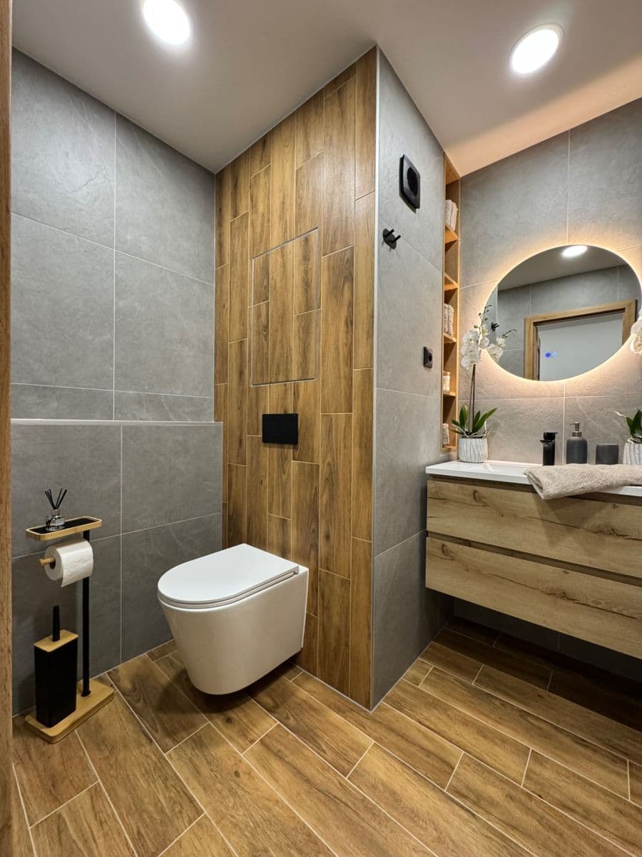 Prenájom bytu 2-izbový 49 m², Rozmarýnová, Most, Ústecký kraj Prenájom bytu 2-izbový 49 m², Rozmarýnová, Most, Ústecký kraj