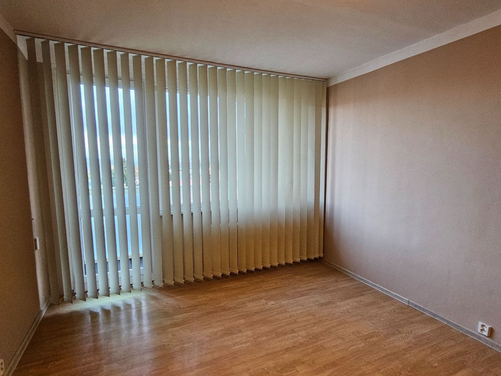 Prenájom bytu 2-izbový 65 m², Matušova, Rumburk, Ústecký kraj Prenájom bytu 2-izbový 65 m², Matušova, Rumburk, Ústecký kraj