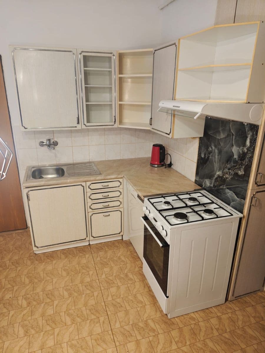Prenájom bytu 3-izbový 60 m², Čáslavská, Chrudim, Pardubický kraj Prenájom bytu 3-izbový 60 m², Čáslavská, Chrudim, Pardubický kraj