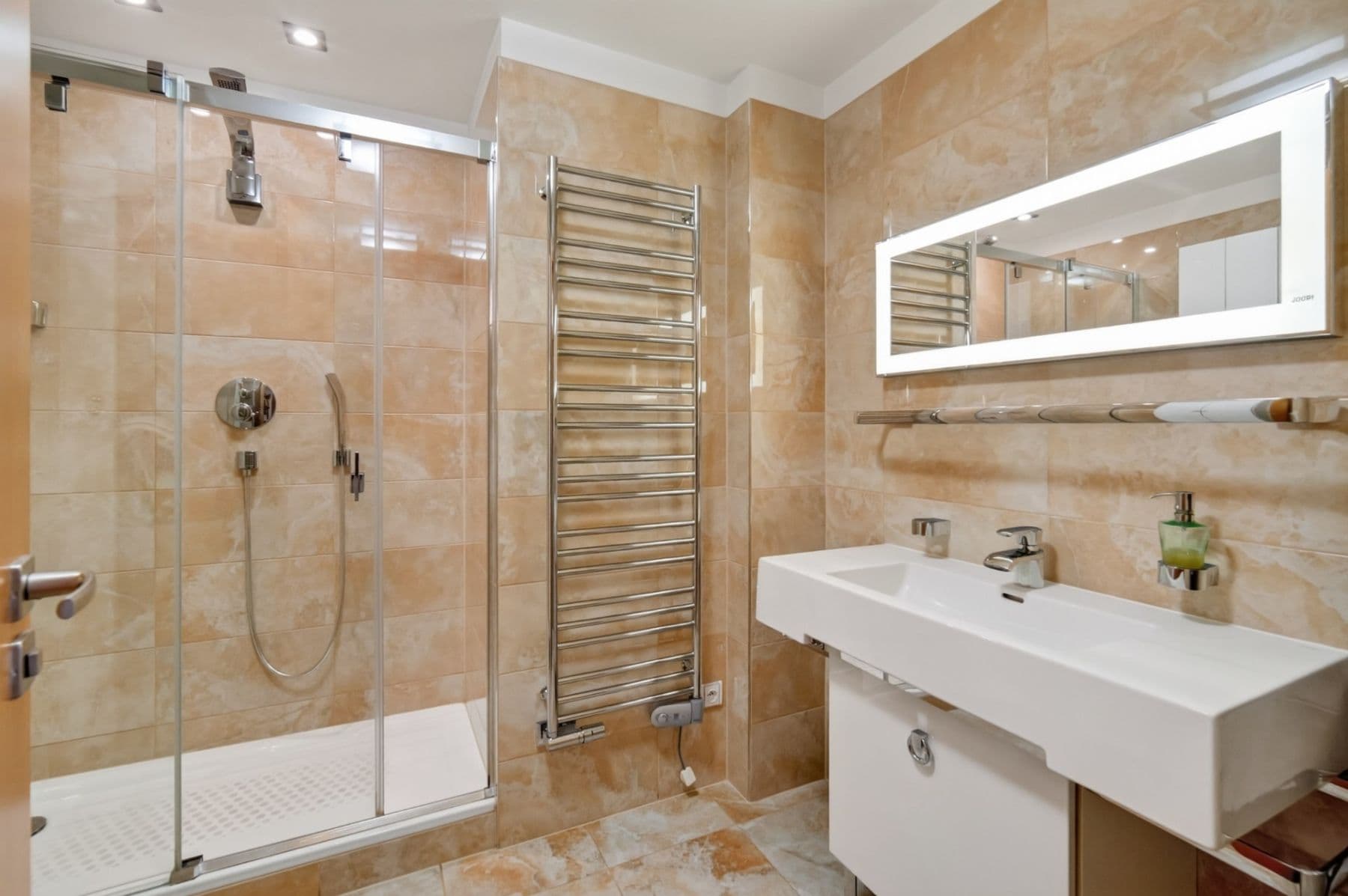 Predaj bytu 2-izbový 75 m², Italská, Praha, Praha Predaj bytu 2-izbový 75 m², Italská, Praha, Praha