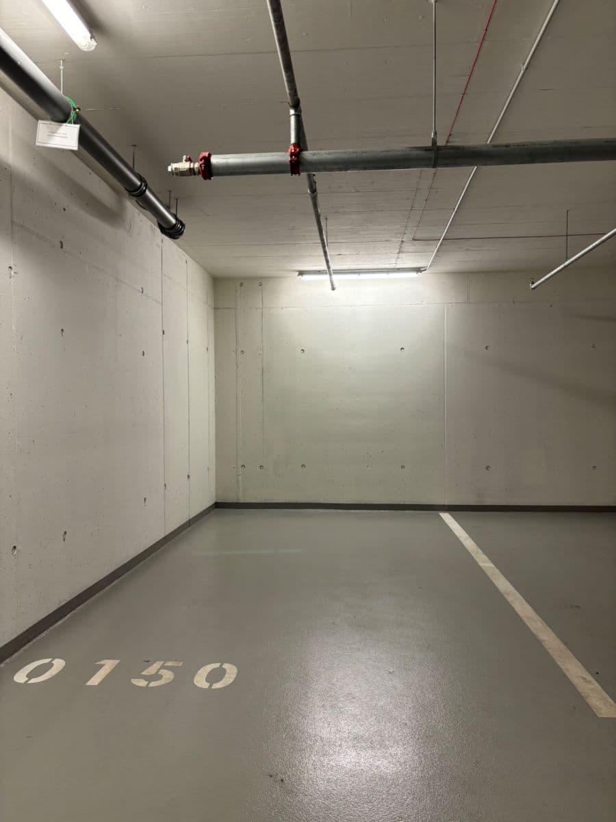 Prenájom bytu 3-izbový 71 m², Krásova, Praha, Praha Prenájom bytu 3-izbový 71 m², Krásova, Praha, Praha