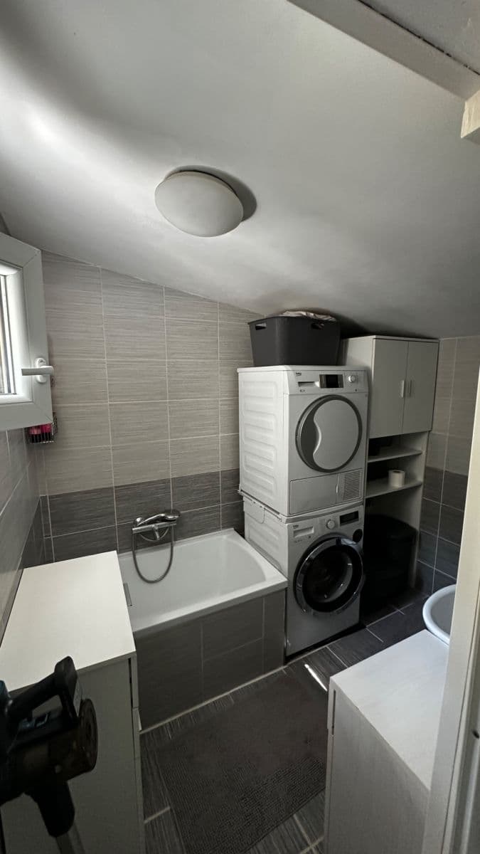 Prenájom domu 55 m², pozemok 350 m², Krňany, Středočeský kraj Prenájom domu 55 m², pozemok 350 m², Krňany, Středočeský kraj