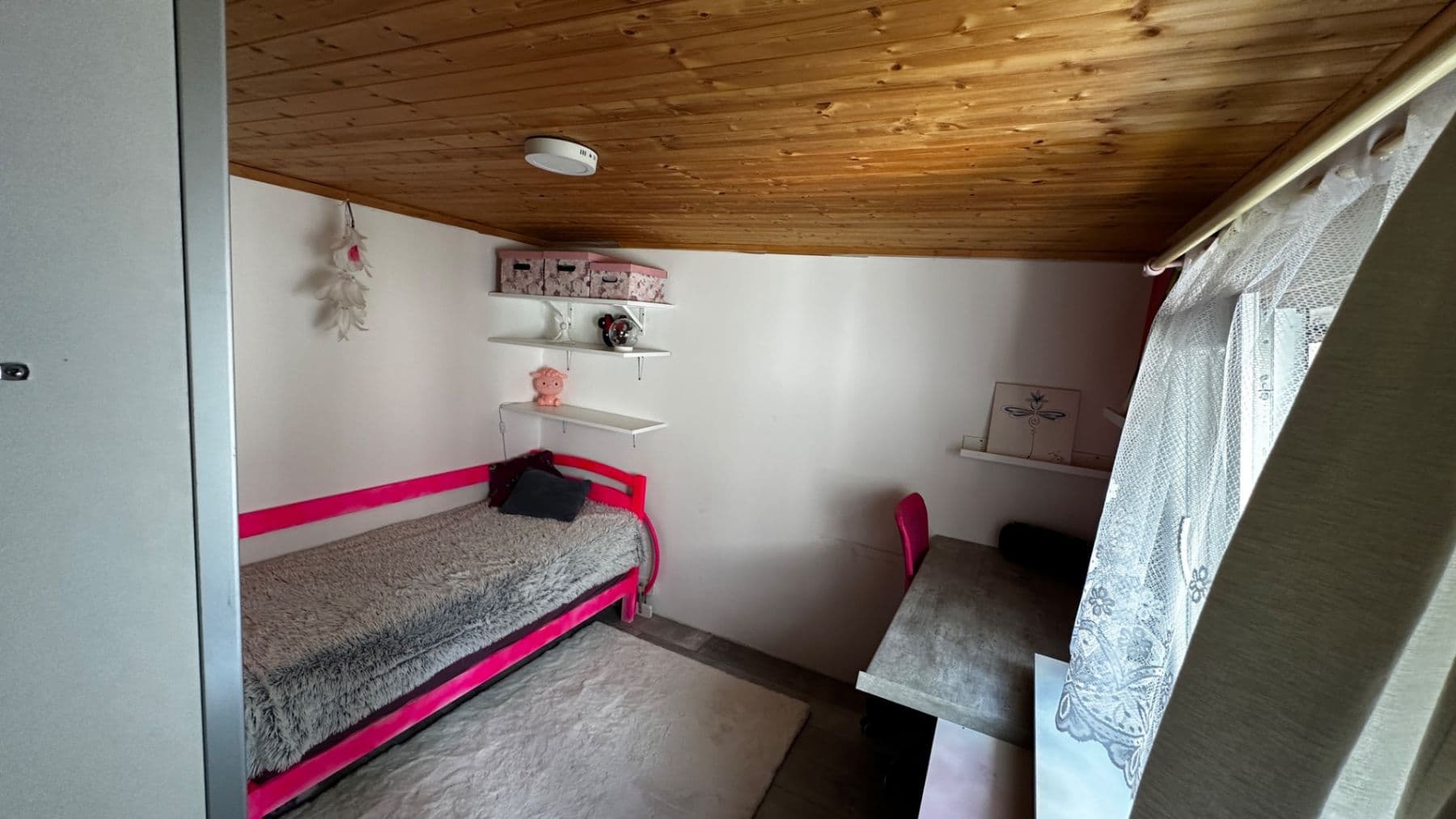 Prenájom domu 55 m², pozemok 350 m², Krňany, Středočeský kraj Prenájom domu 55 m², pozemok 350 m², Krňany, Středočeský kraj