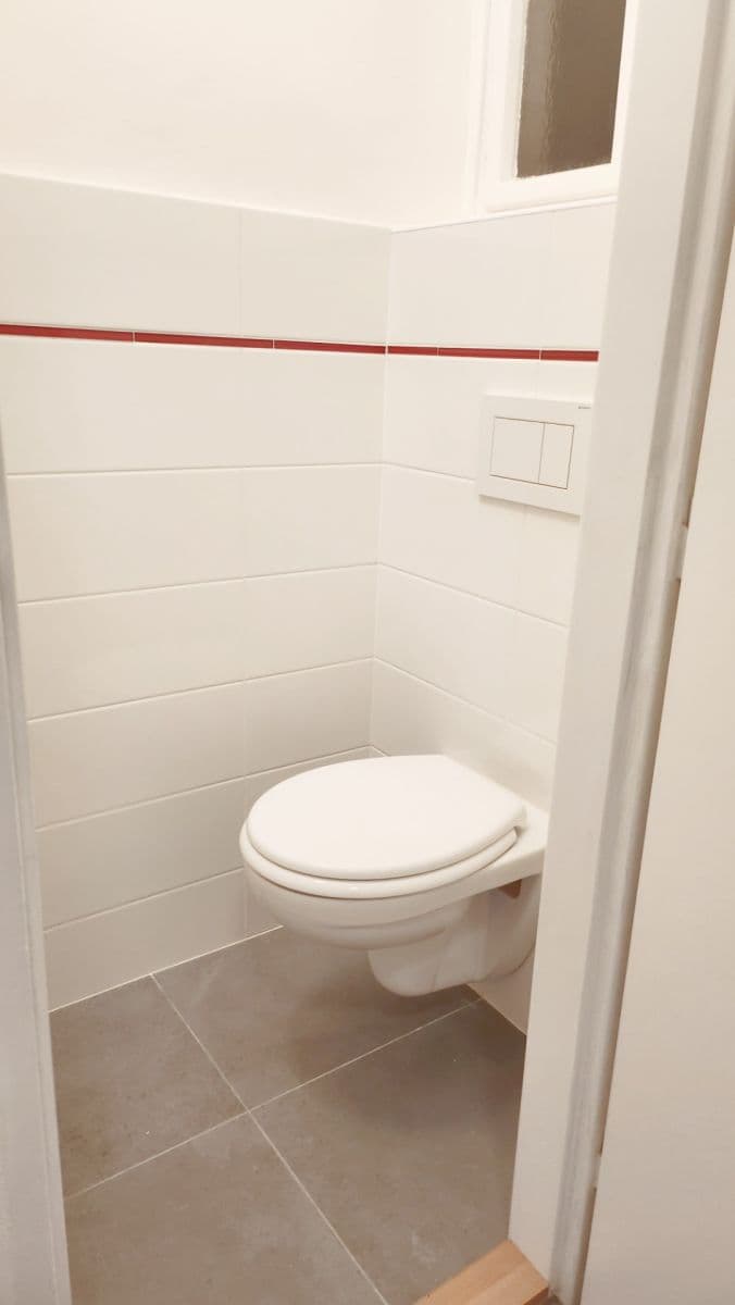Prenájom bytu 2-izbový 53 m², Veletržní, Praha, Praha Prenájom bytu 2-izbový 53 m², Veletržní, Praha, Praha