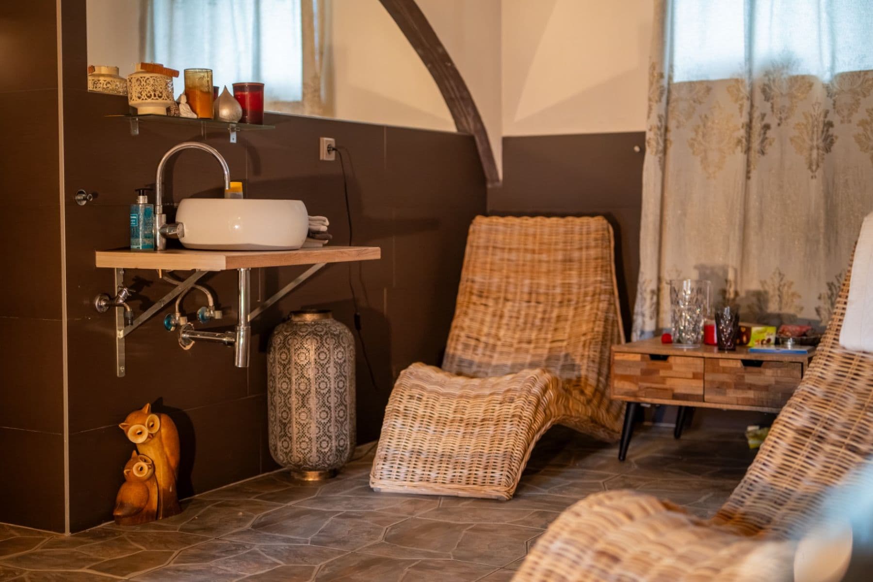 Prenájom nebytového priestoru 40 m², Ke dvoru, Černolice, Středočeský kraj Prenájom nebytového priestoru 40 m², Ke dvoru, Černolice, Středočeský kraj