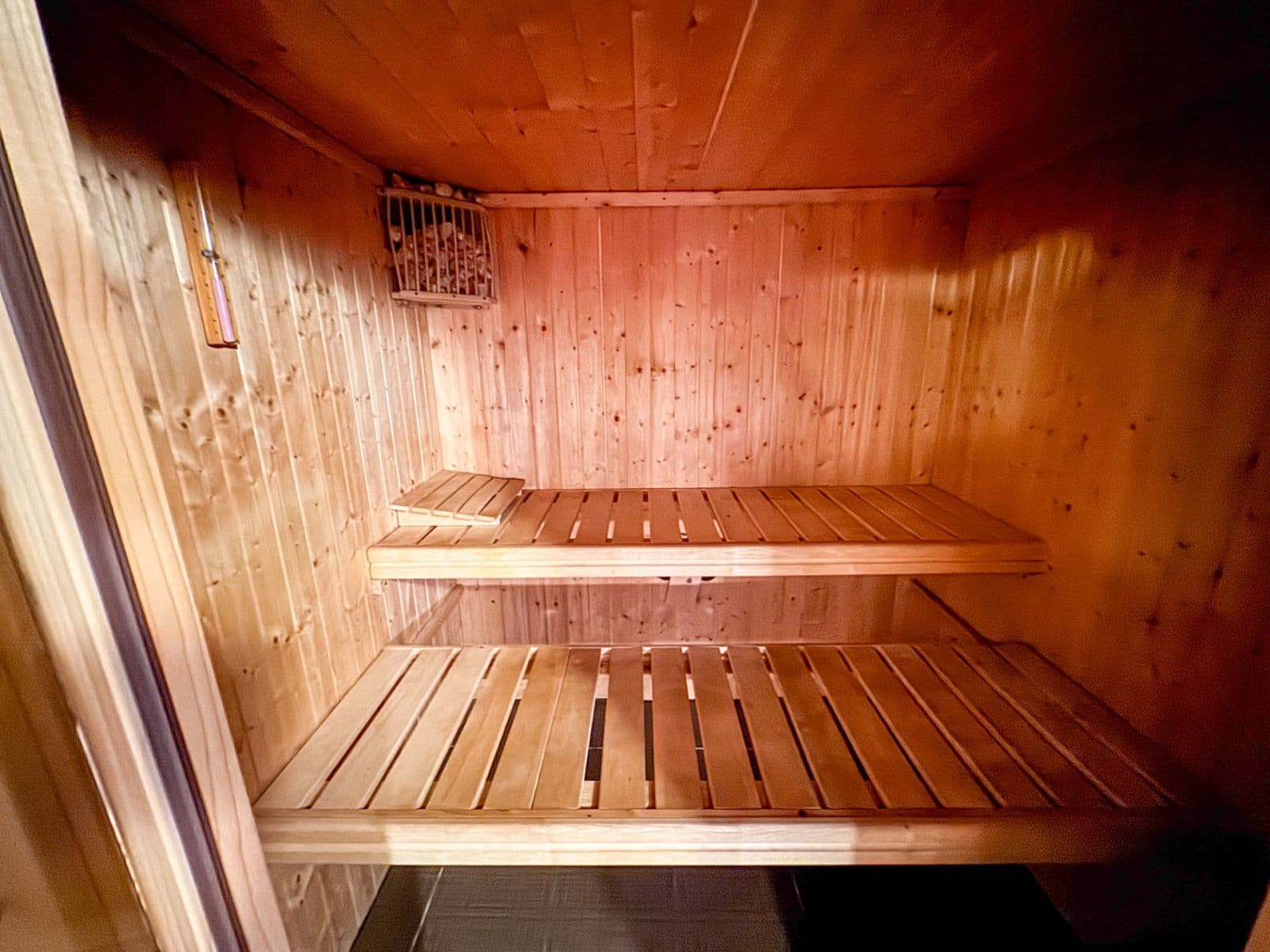 Prenájom nebytového priestoru 40 m², Ke dvoru, Černolice, Středočeský kraj Prenájom nebytového priestoru 40 m², Ke dvoru, Černolice, Středočeský kraj