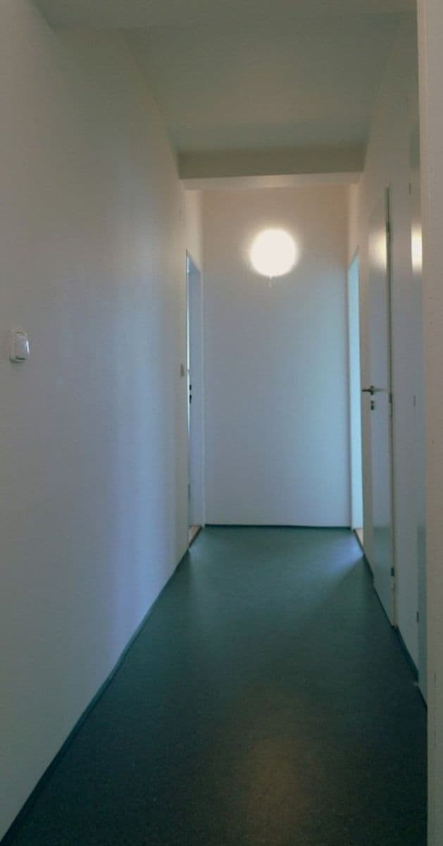 Prenájom bytu 3-izbový 77 m², Hájenská, Praha, Praha Prenájom bytu 3-izbový 77 m², Hájenská, Praha, Praha
