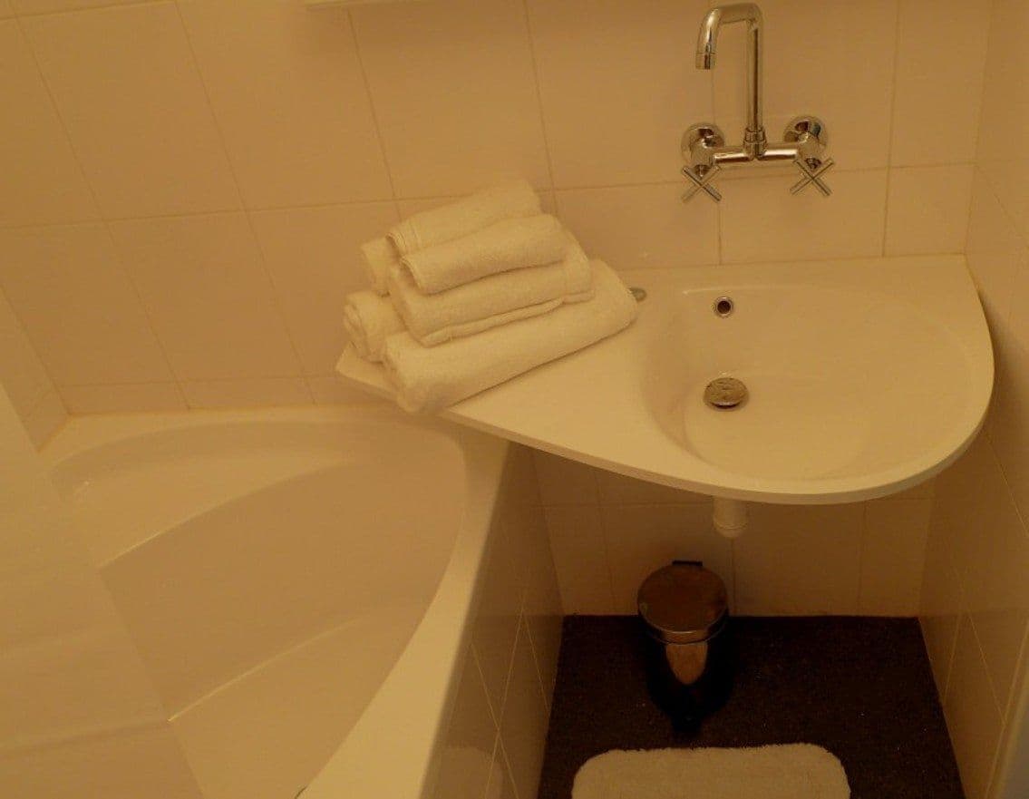 Prenájom bytu 3-izbový 77 m², Hájenská, Praha, Praha Prenájom bytu 3-izbový 77 m², Hájenská, Praha, Praha