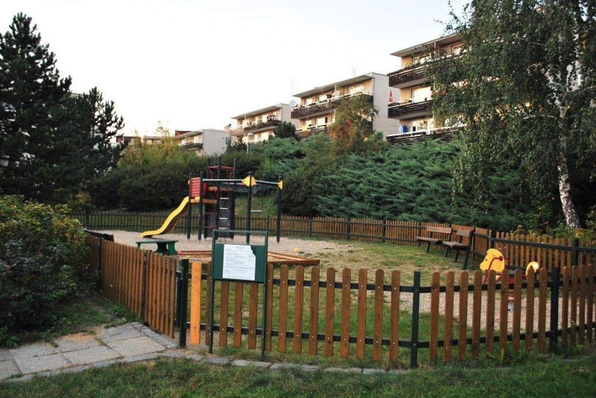 Prenájom bytu 3-izbový 77 m², Hájenská, Praha, Praha Prenájom bytu 3-izbový 77 m², Hájenská, Praha, Praha