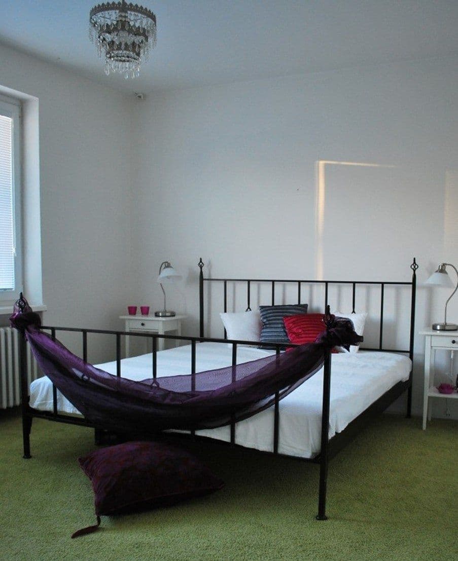 Prenájom bytu 3-izbový 77 m², Hájenská, Praha, Praha Prenájom bytu 3-izbový 77 m², Hájenská, Praha, Praha