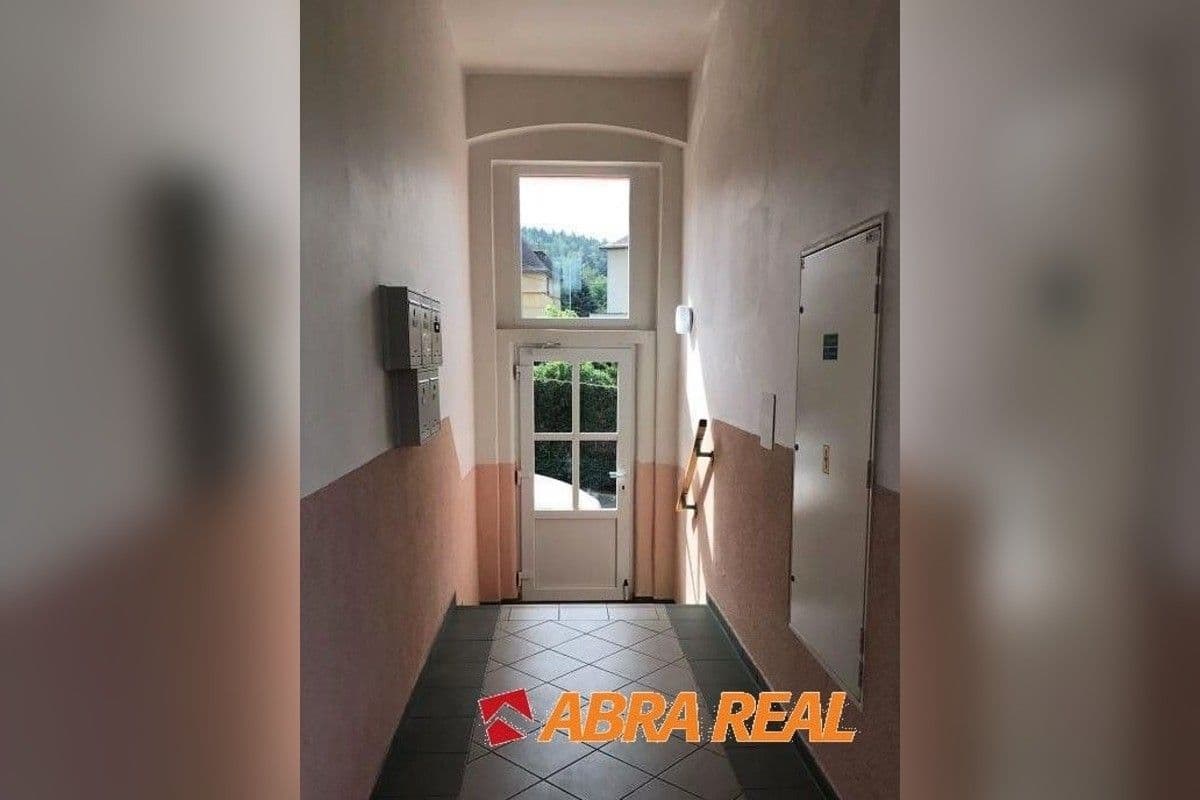 Predaj bytu 1-izbový 52 m², Komenského, Karlovy Vary, Karlovarský kraj Predaj bytu 1-izbový 52 m², Komenského, Karlovy Vary, Karlovarský kraj