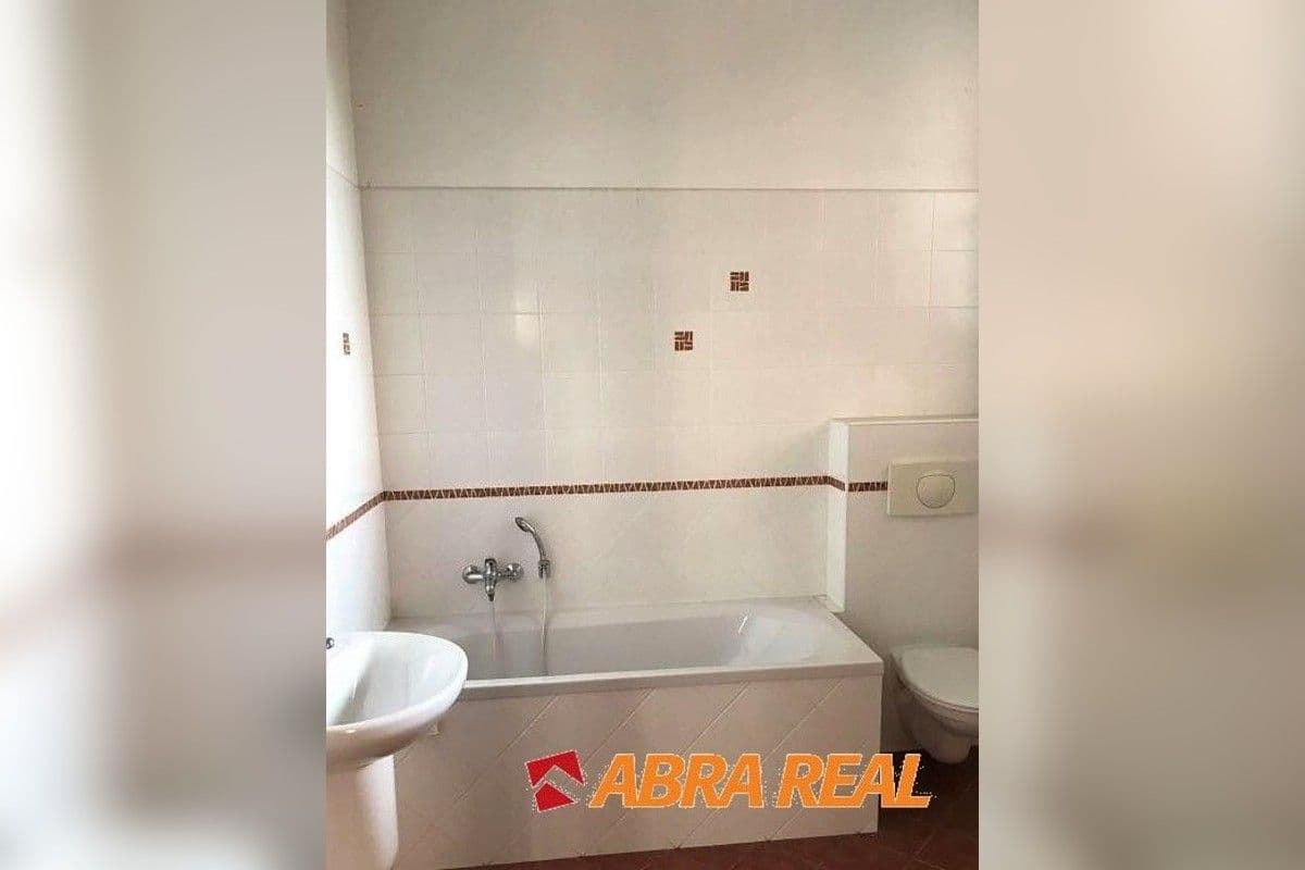 Predaj bytu 1-izbový 52 m², Komenského, Karlovy Vary, Karlovarský kraj Predaj bytu 1-izbový 52 m², Komenského, Karlovy Vary, Karlovarský kraj
