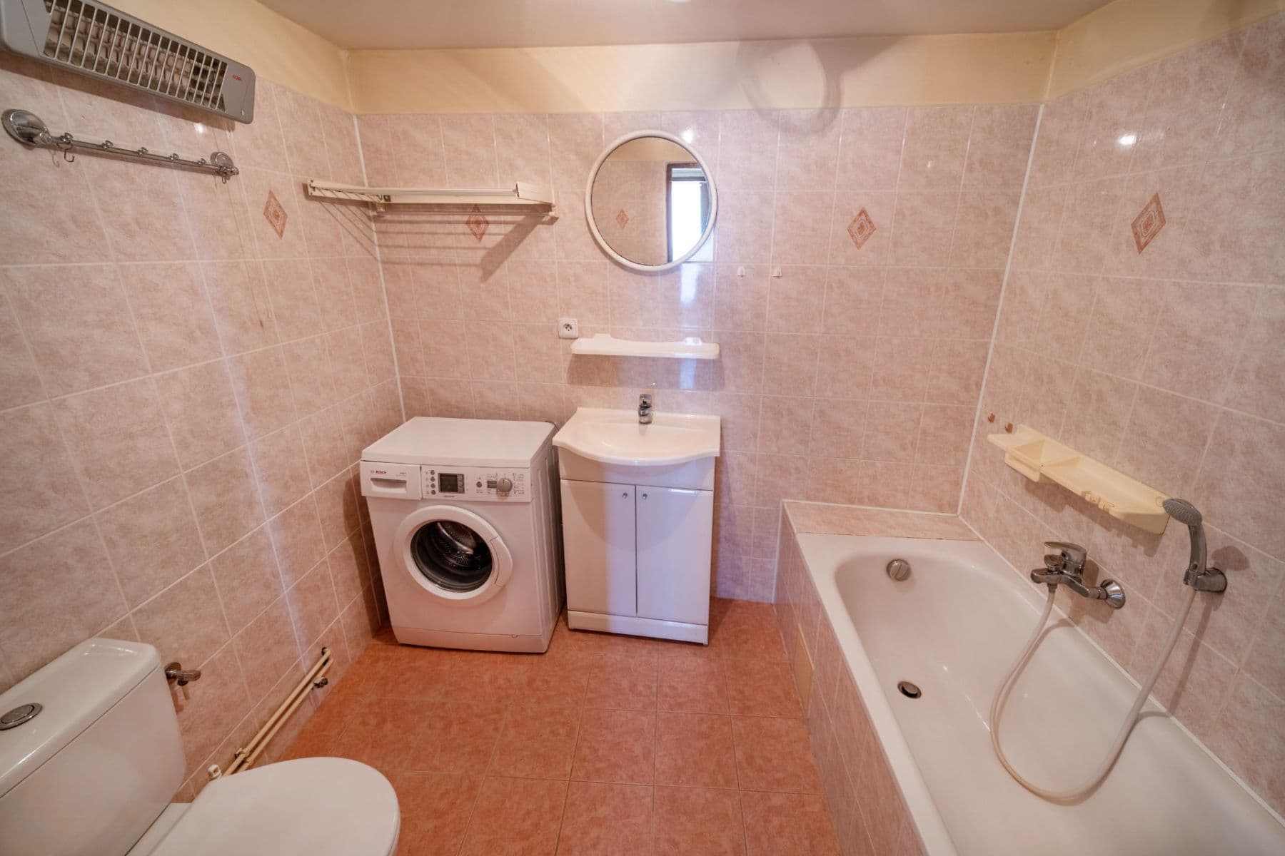 Predaj domu 90 m², pozemok 70 m², Masarykovo náměstí, Budyně nad Ohří, Ústecký kraj Predaj domu 90 m², pozemok 70 m², Masarykovo náměstí, Budyně nad Ohří, Ústecký kraj