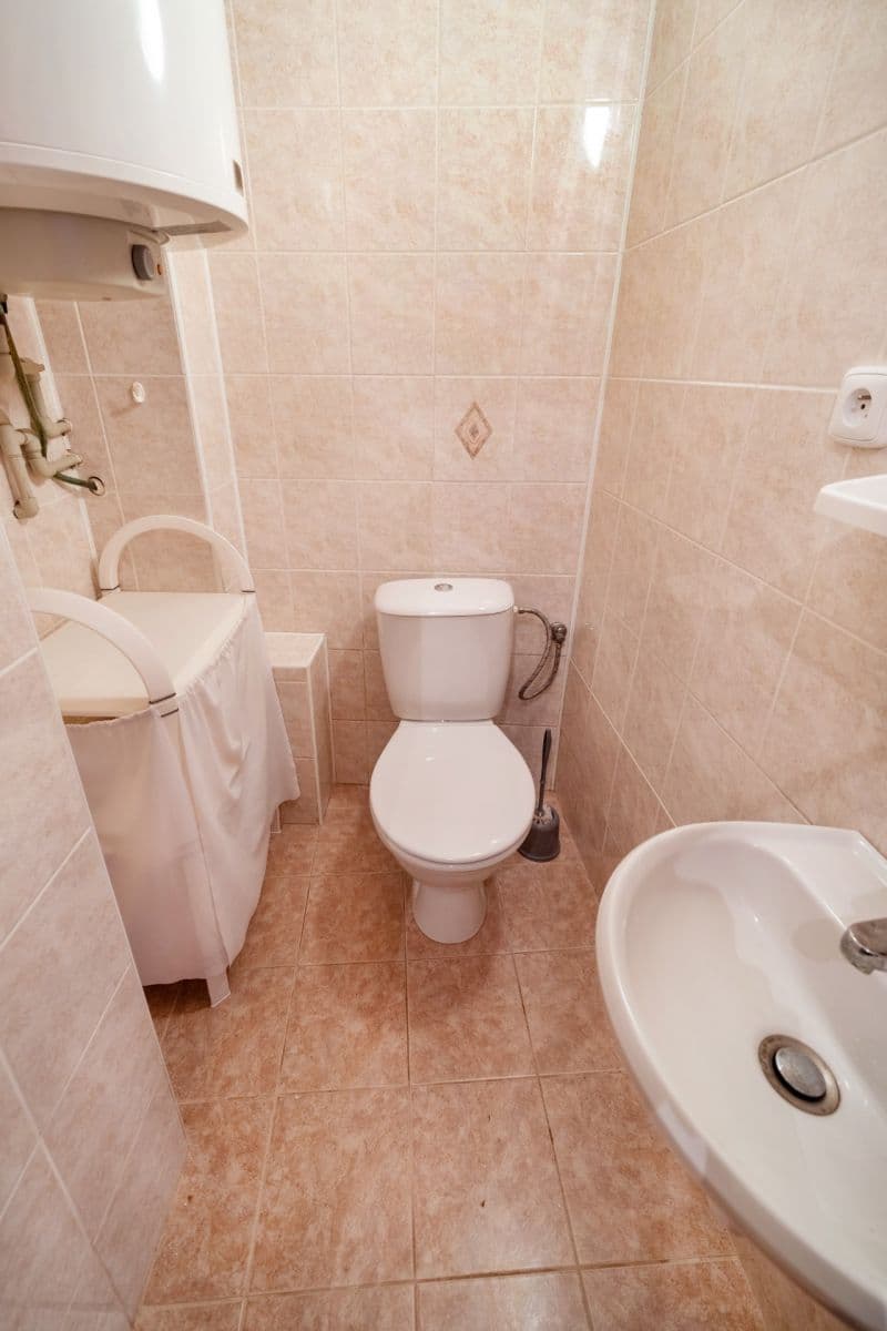 Predaj domu 90 m², pozemok 70 m², Masarykovo náměstí, Budyně nad Ohří, Ústecký kraj Predaj domu 90 m², pozemok 70 m², Masarykovo náměstí, Budyně nad Ohří, Ústecký kraj